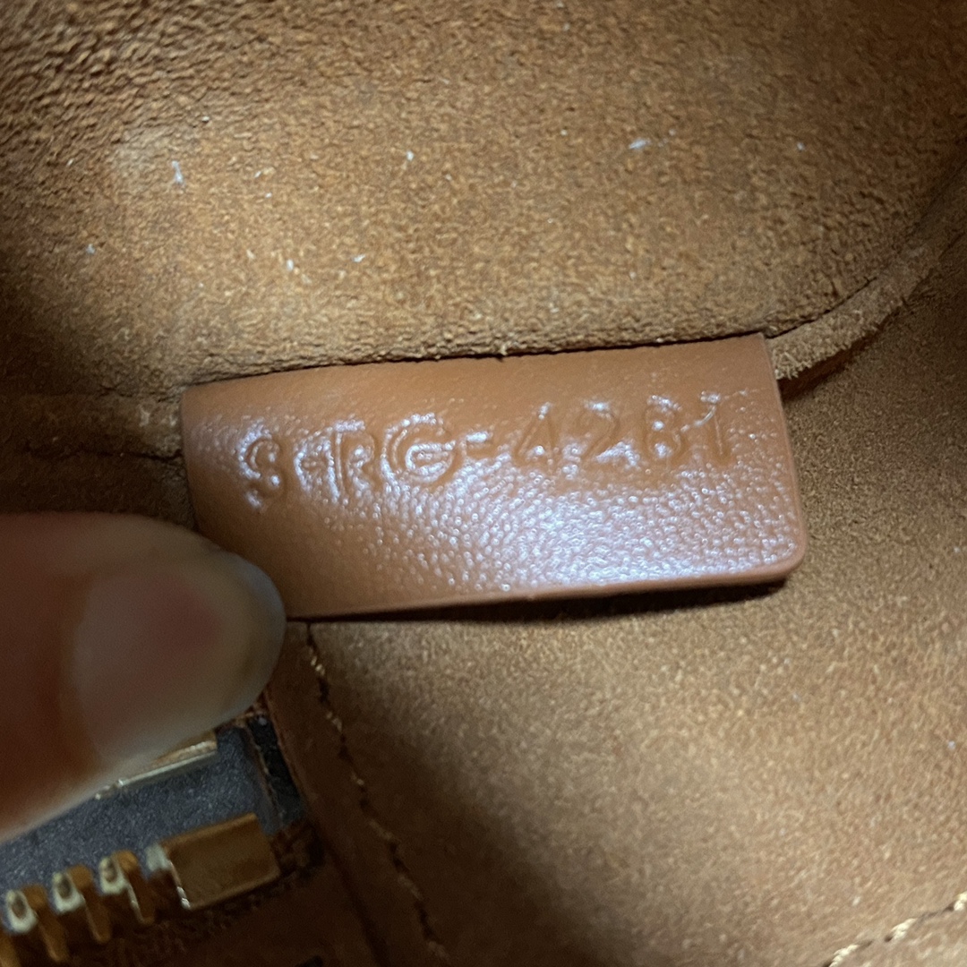 Celine Medium Heart Bag Brown For Women 6in/14.5cm 198223DUA.04LU - Soul Replicas