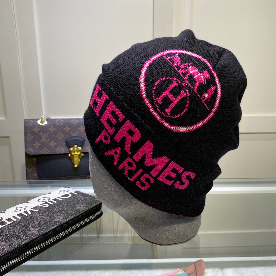 Hermes Frequence Beanie In Black - Soul Replicas