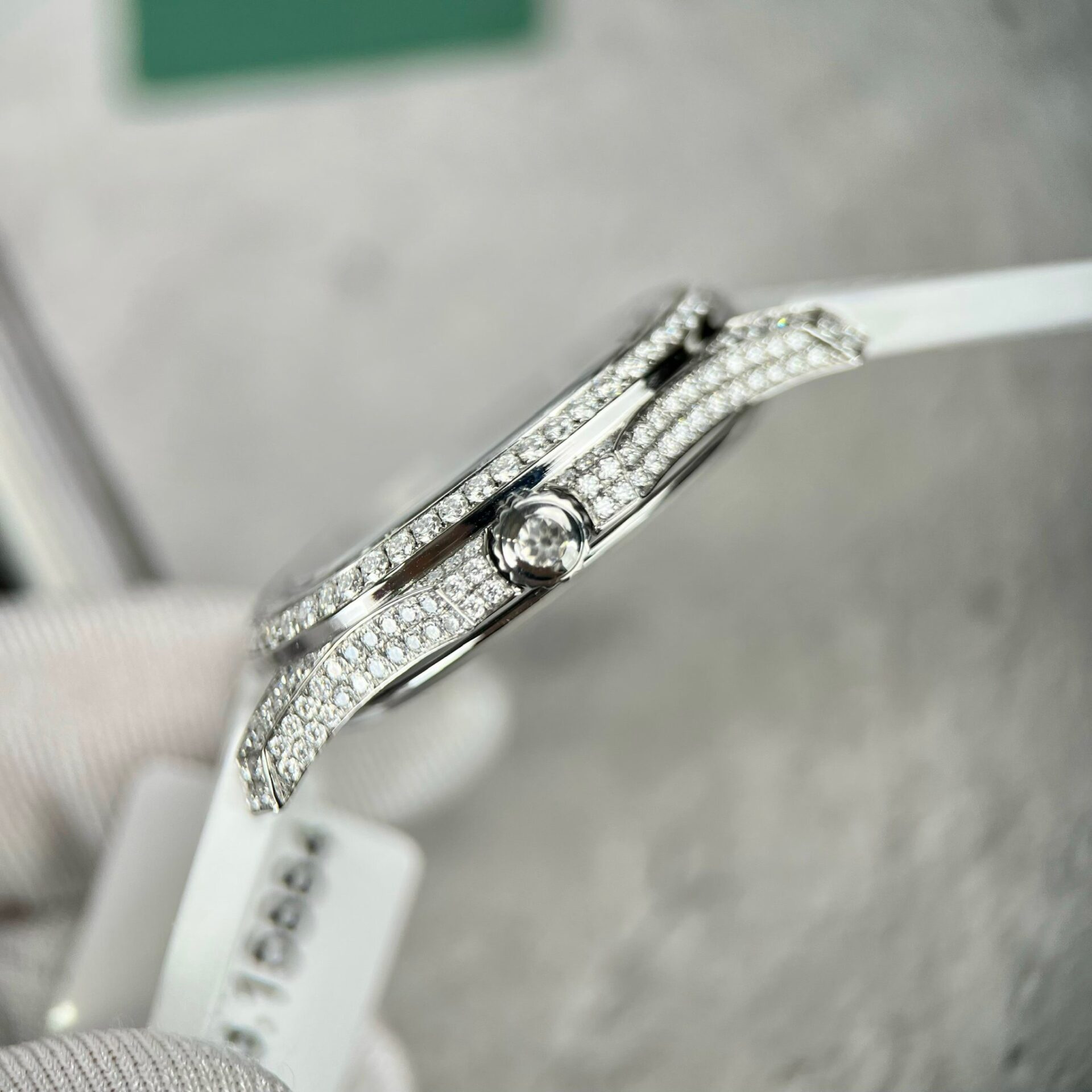 Patek Philippe Replica Watch Aquanaut 5069G Custom Full Moissanite Diamonds PPF Factory 35.2mm - Soul Replicas