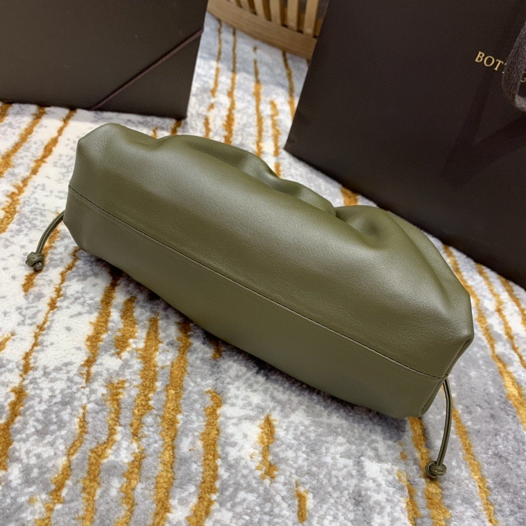 Bottega Veneta Mini Pouch For Women 8.6in/22cm - Soul Replicas