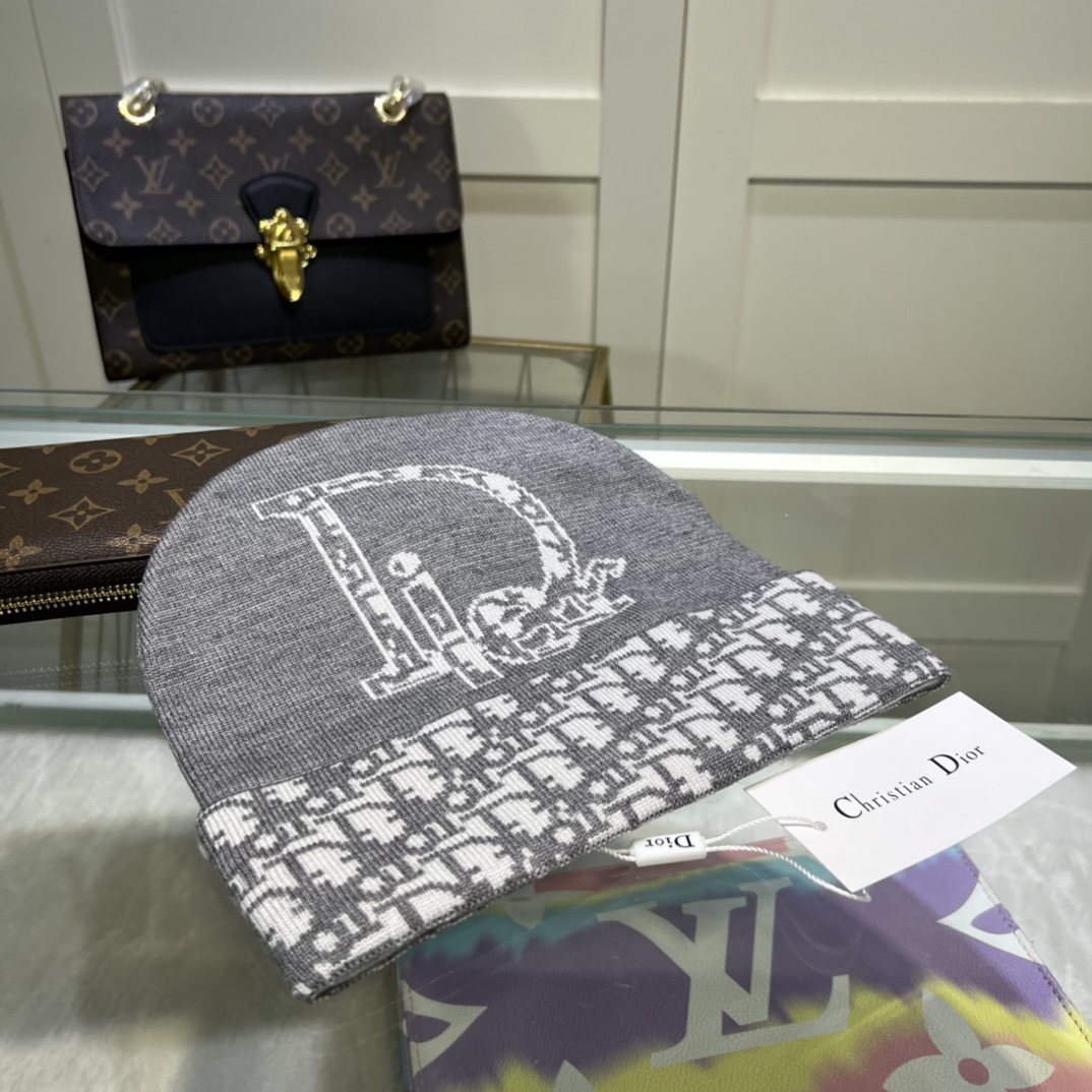 Dior Pompom Beanie In Grey - Soul Replicas