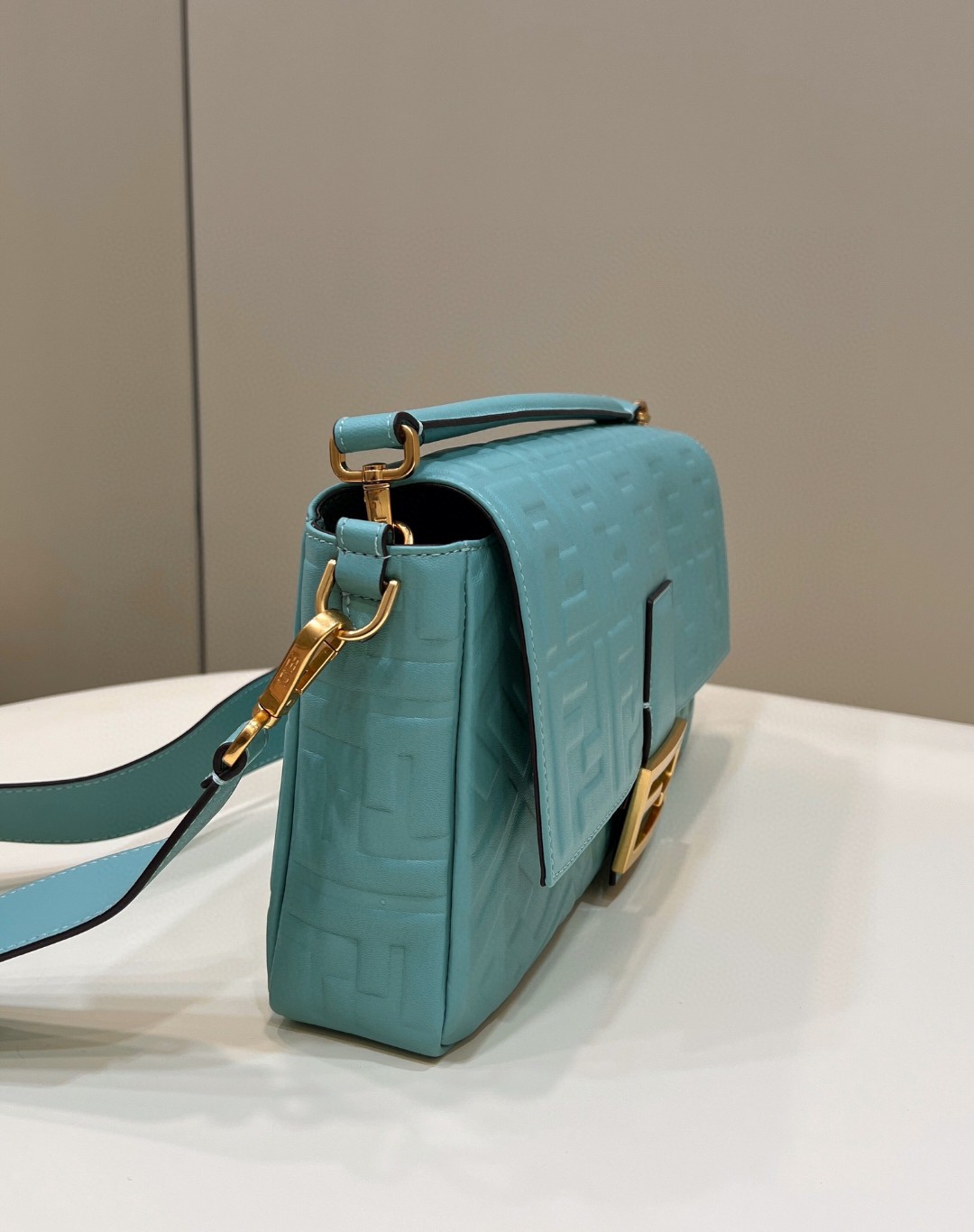 Fendi Baguette Medium Mint Green Bag For Woman 27cm/10.5in 8BR600A72VF1IV6 - Soul Replicas