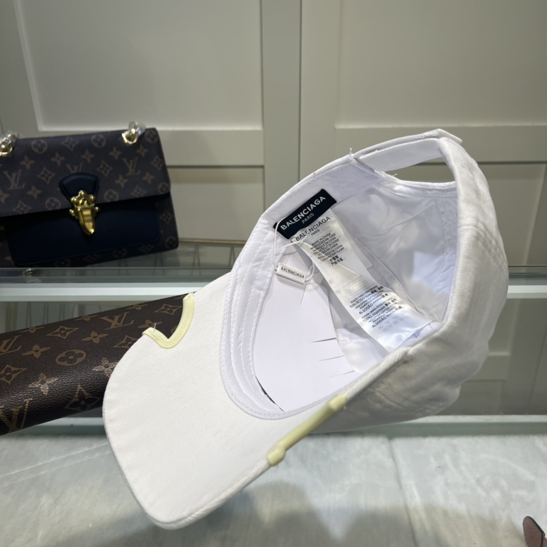 Balenciaga Logo Cap White Cap - Soul Replicas