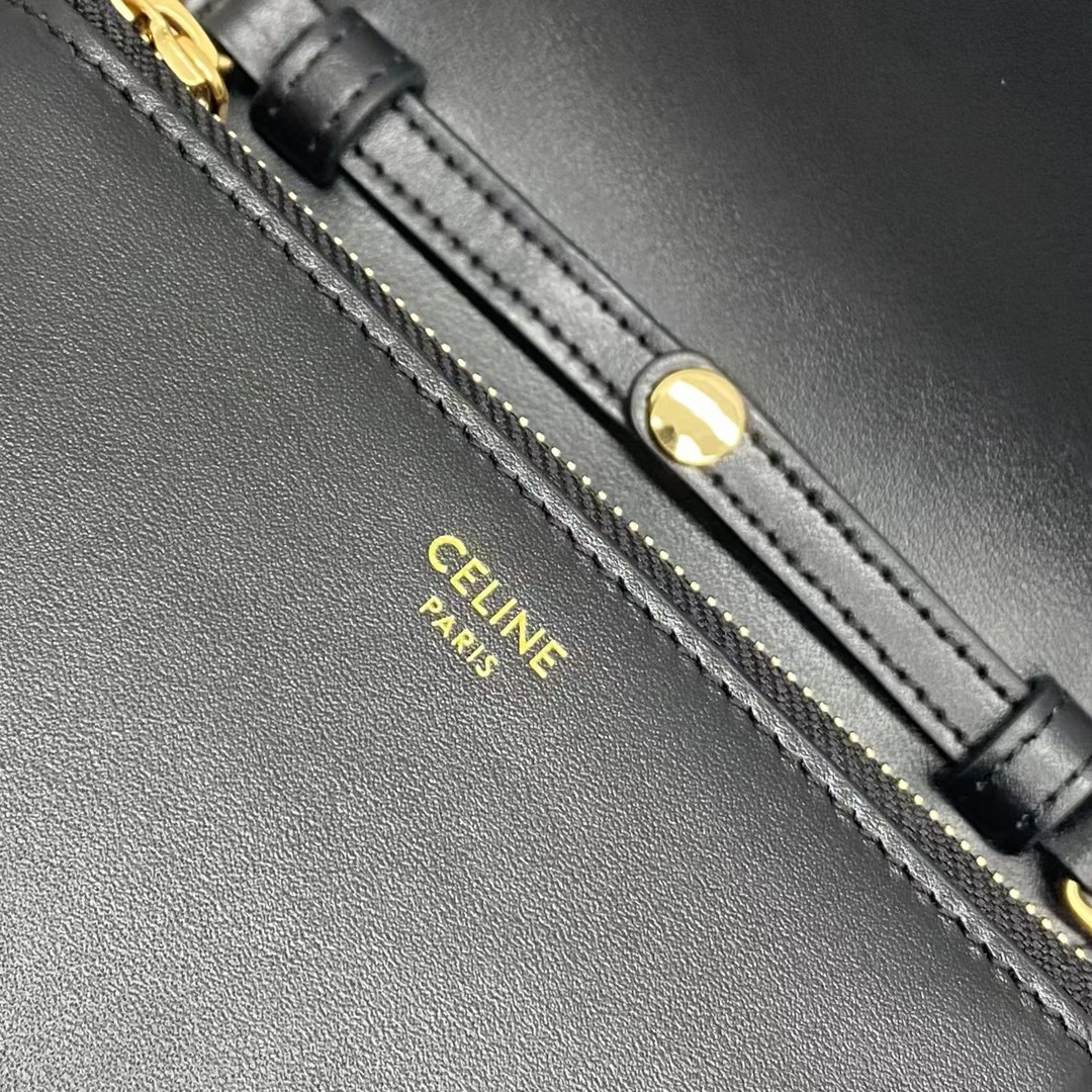 Celine Small 16 Wallet On Chain Black For Women 6in/14cm 10G453CQ7.38NO - Soul Replicas