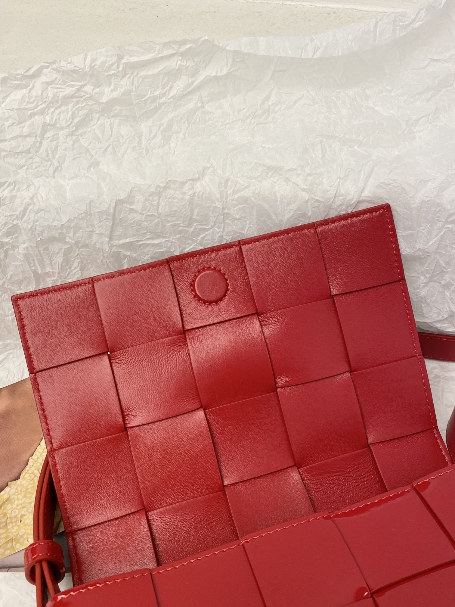 Bottega Veneta Cassette Red. For Women. Women-s Bags 9.1in/23cm 578004V1EP36358 - Soul Replicas