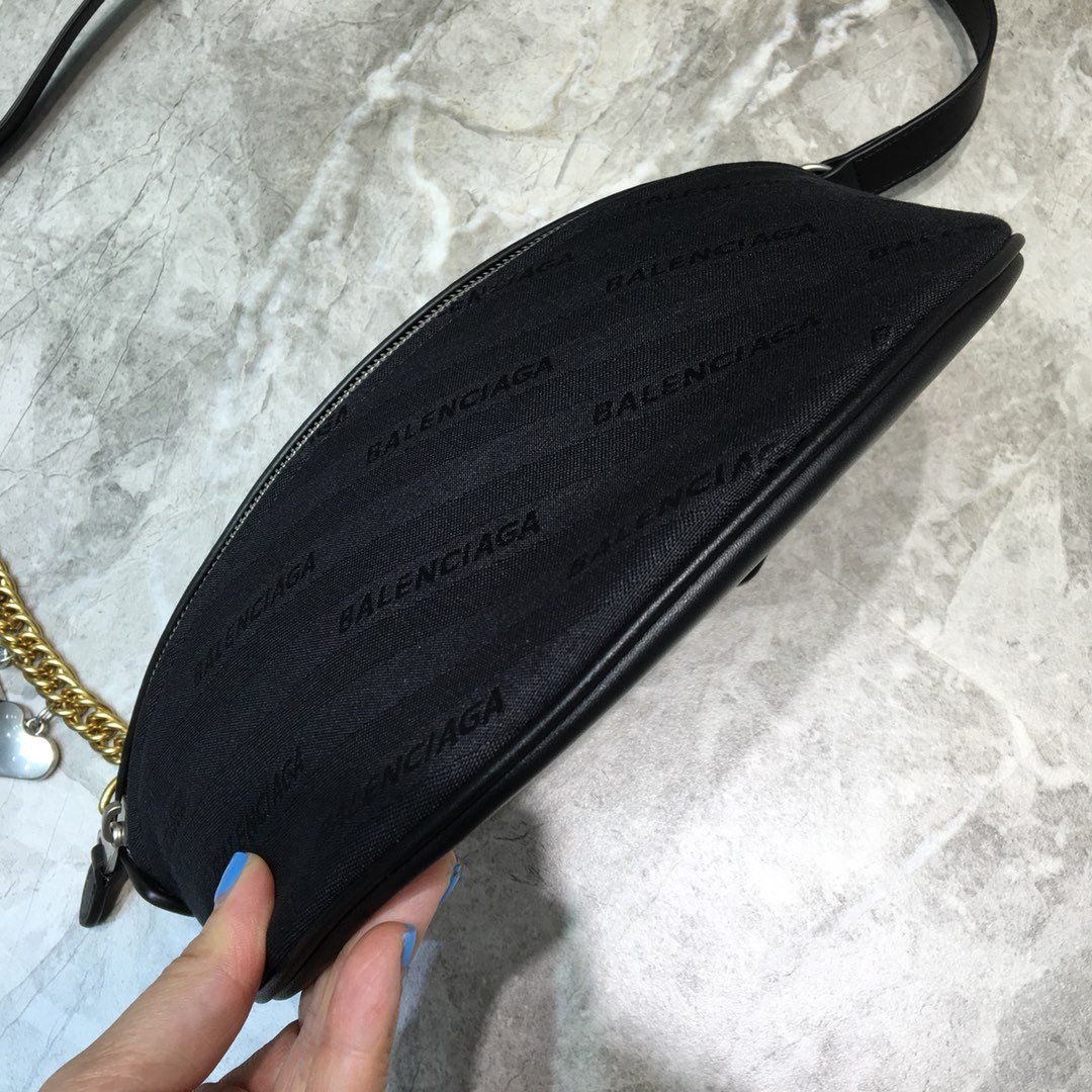Balenciaga Souvenir XS Belt Bag In Black. For Women. Women-s Bags 9.5in/24cm - Soul Replicas