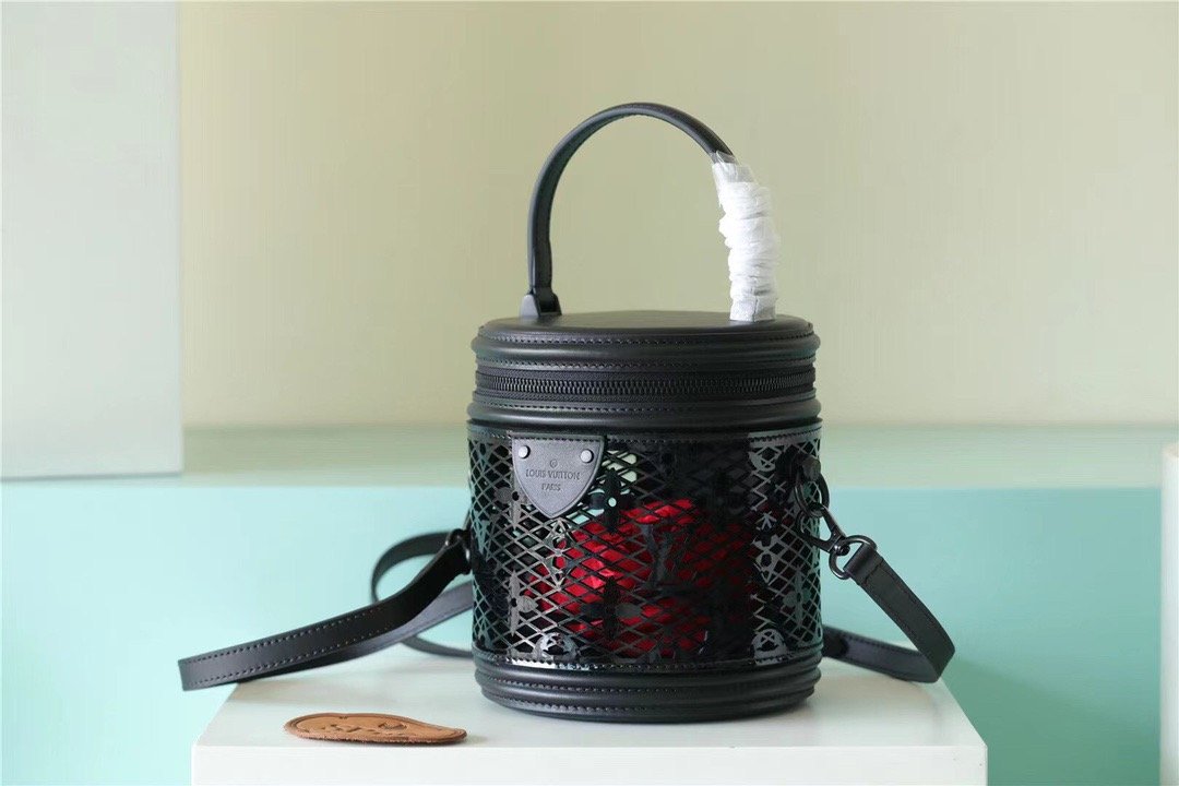 Louis Vuitton Cannes Monogram Lace Black For Women. Women's Bags. Shoulder And Crossbody Bags 6.7in/17cm LV M20363 - Soul Replicas