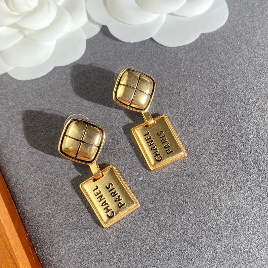 Chanel Earrings - Soul Replicas