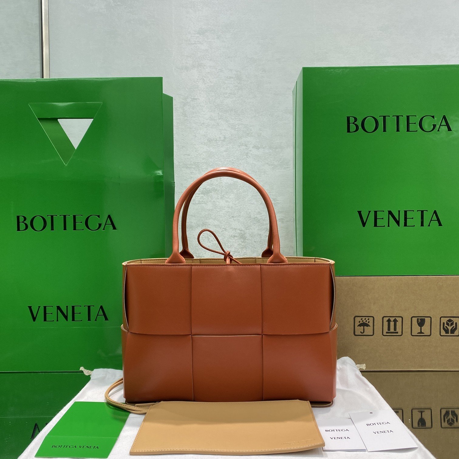 Bottega Veneta Small Arco Tote Bag Orange. For Women. Women-s Bags 14.2in/36cm - Soul Replicas