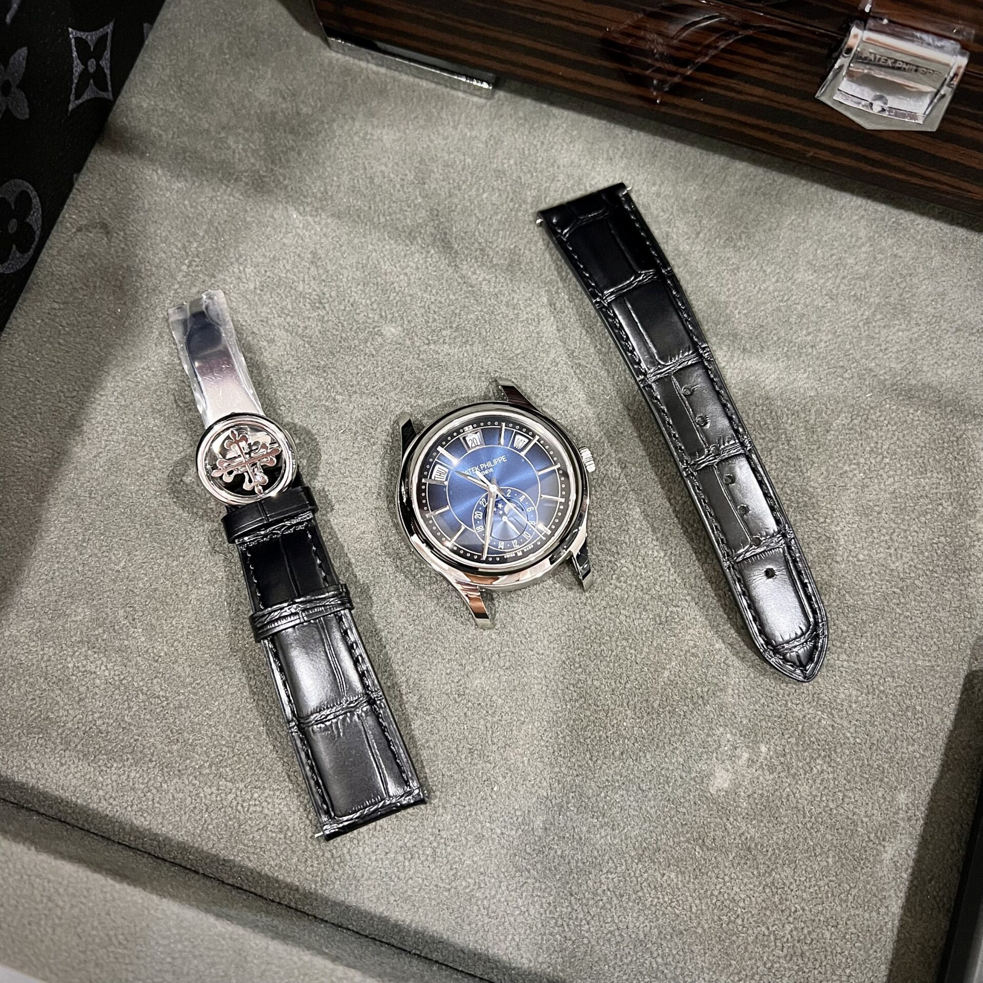 Patek Philippe Replica Watch Complications 5205G Blue Dial 40mm - Soul Replicas