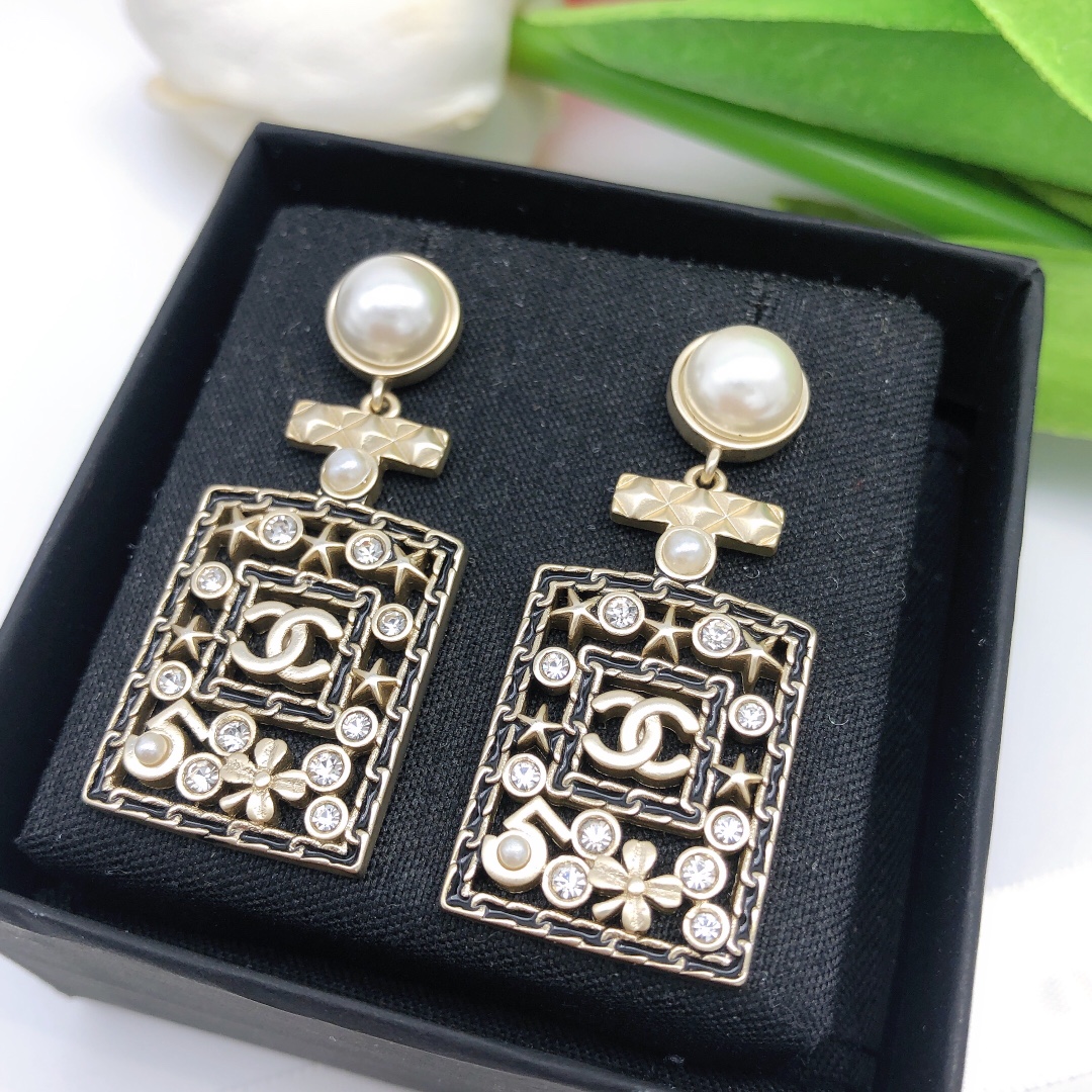Chanel Earrings - Soul Replicas