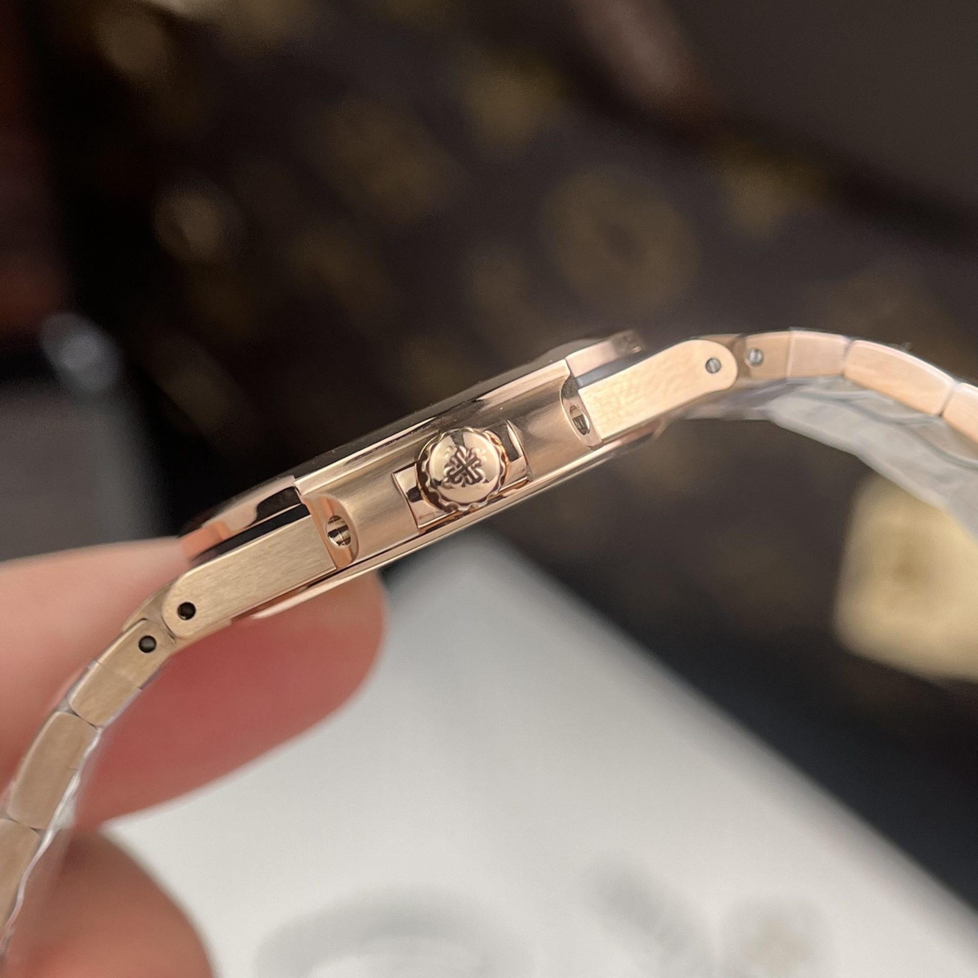 Patek Philippe Replica Watch Nautilus 7010 White Dial Womens GR Factory 32mm - Soul Replicas