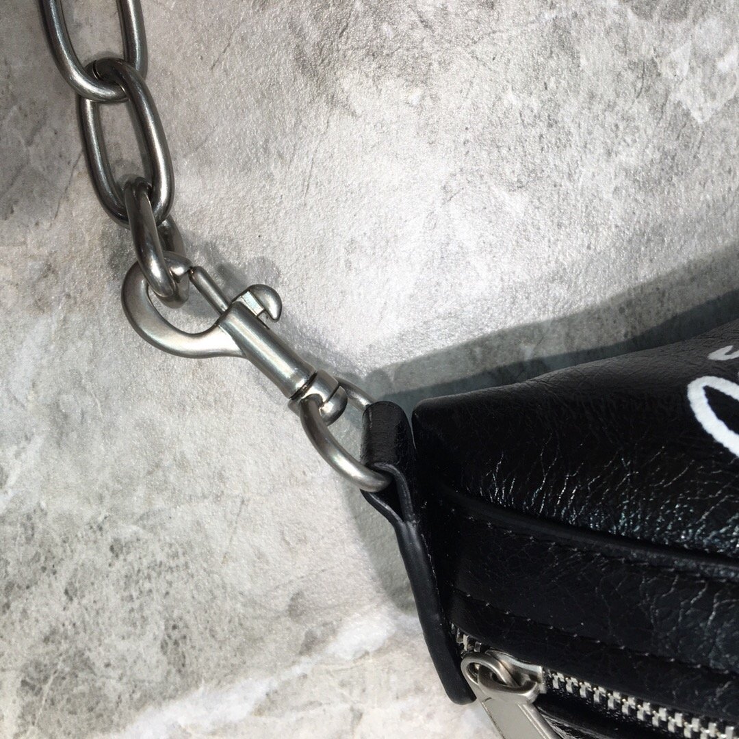 Balenciaga Souvenir XS Belt Bag In Black. For Women. Women-s Bags 9.5in/24cm - Soul Replicas