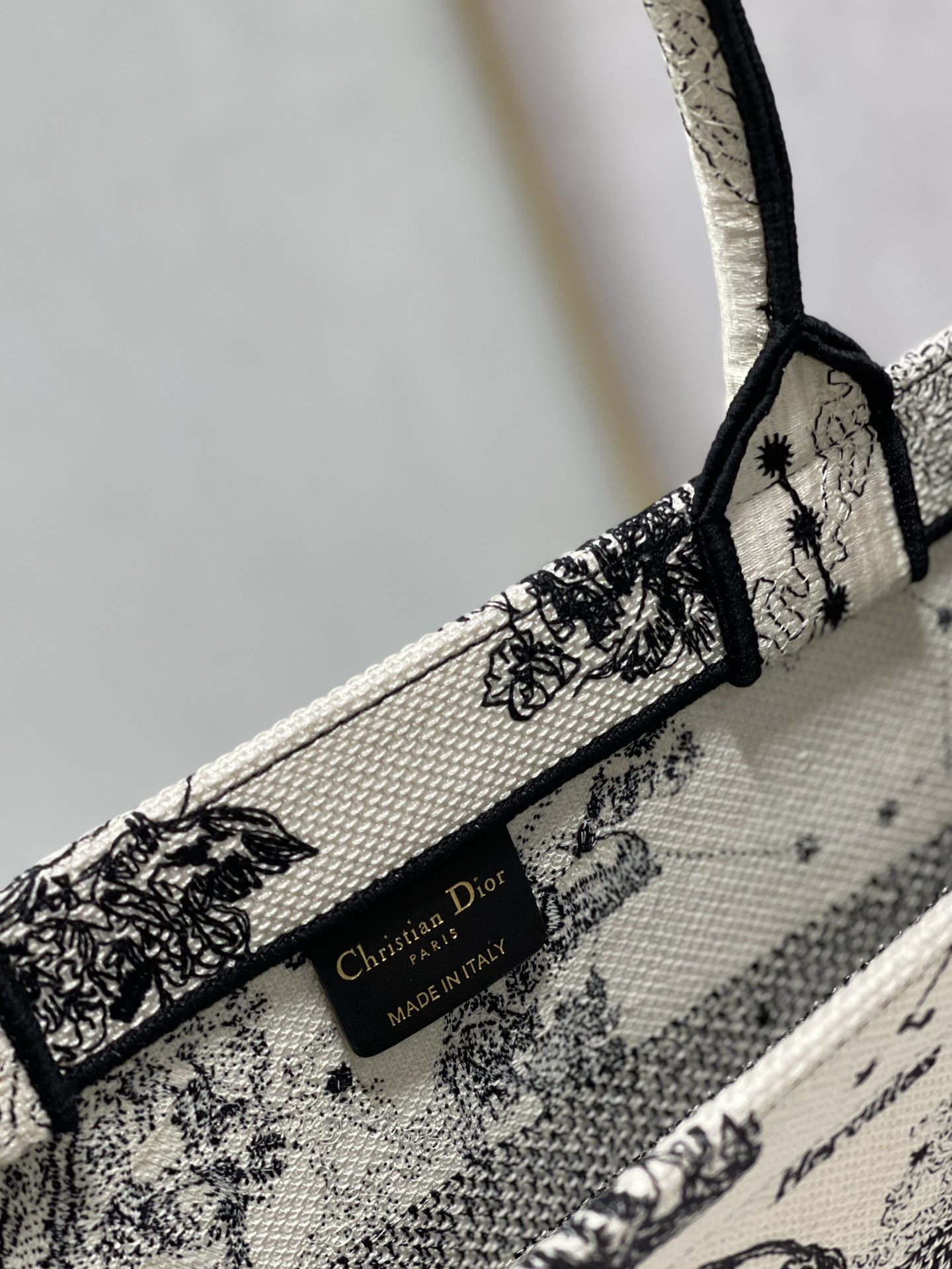 Christian Dior Medium Dior Book Tote Bag. Black/White. For Women Women's Handbags. Shoulder Bags. 36cm CD M1296ZRHZ_M941 - Soul Replicas