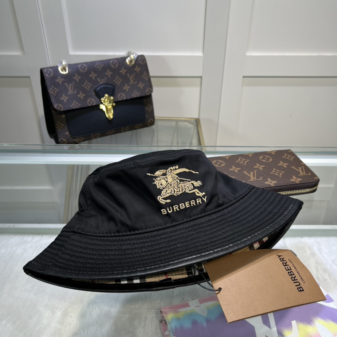 Burberry Vintage Check Technical Cotton Bucket Hat Black - Soul Replicas