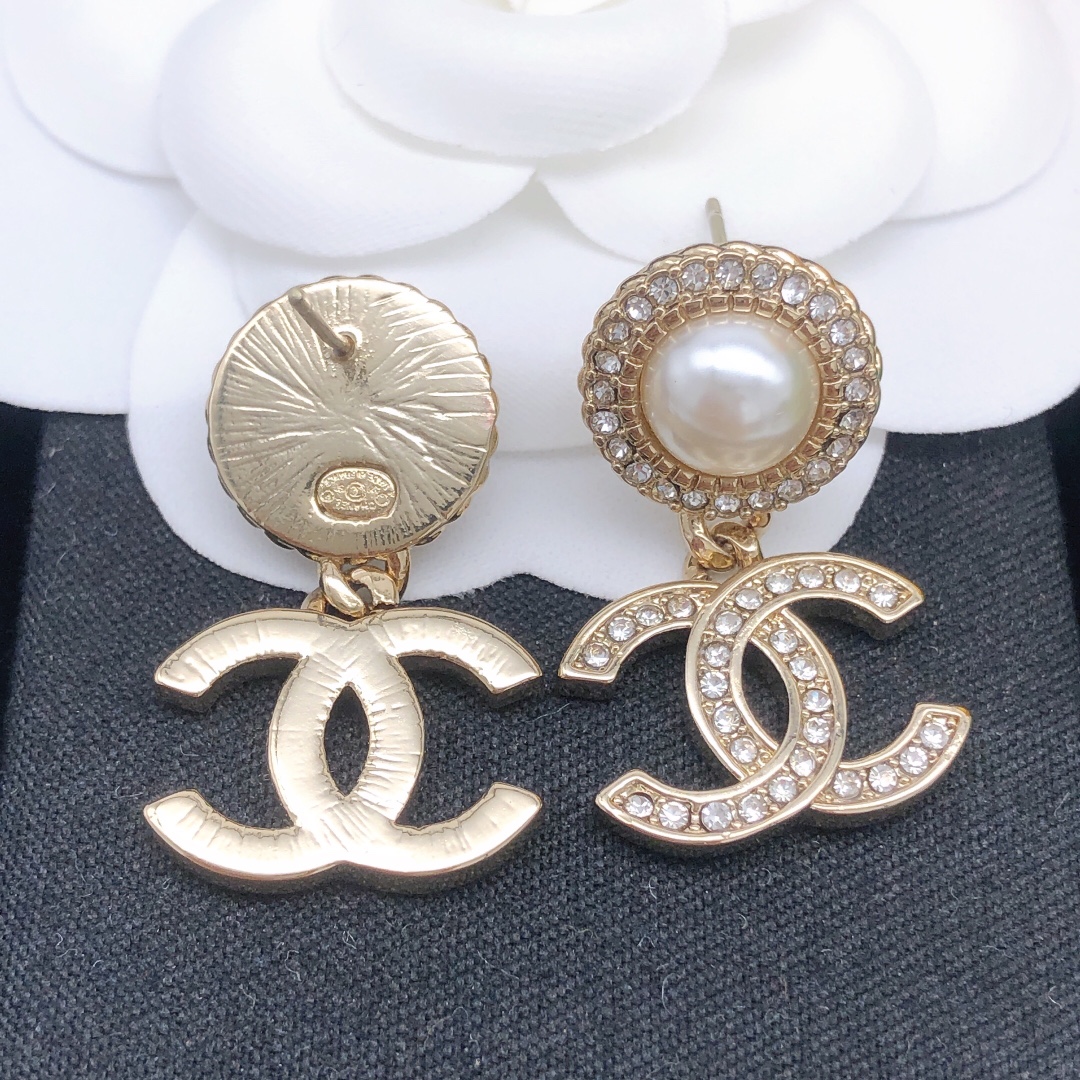 Chanel Earrings - Soul Replicas