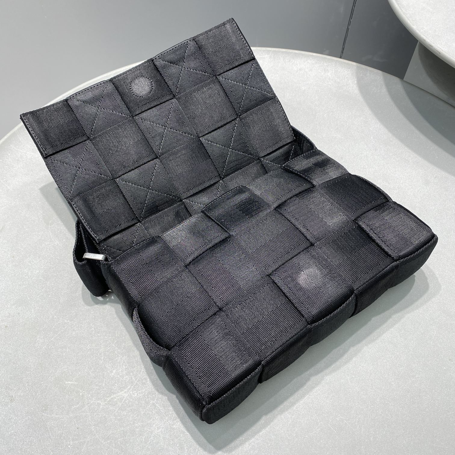 Bottega Veneta Webbing Black. For Men. Men-s Bags 9.8in/25cm 680513V1G218803 - Soul Replicas