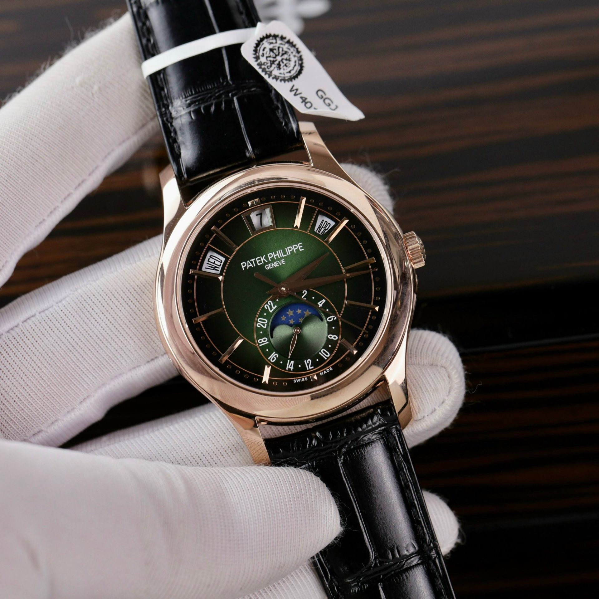 Patek Philippe Replica Watch Complications 5205R Green Dial Gold Wrapped 40mm - Soul Replicas