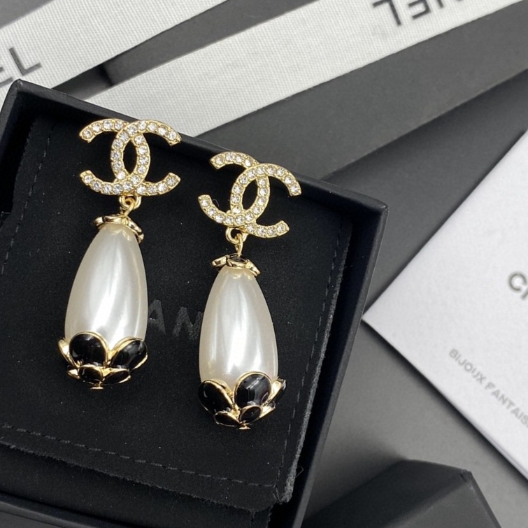 Chanel Earrings - Soul Replicas