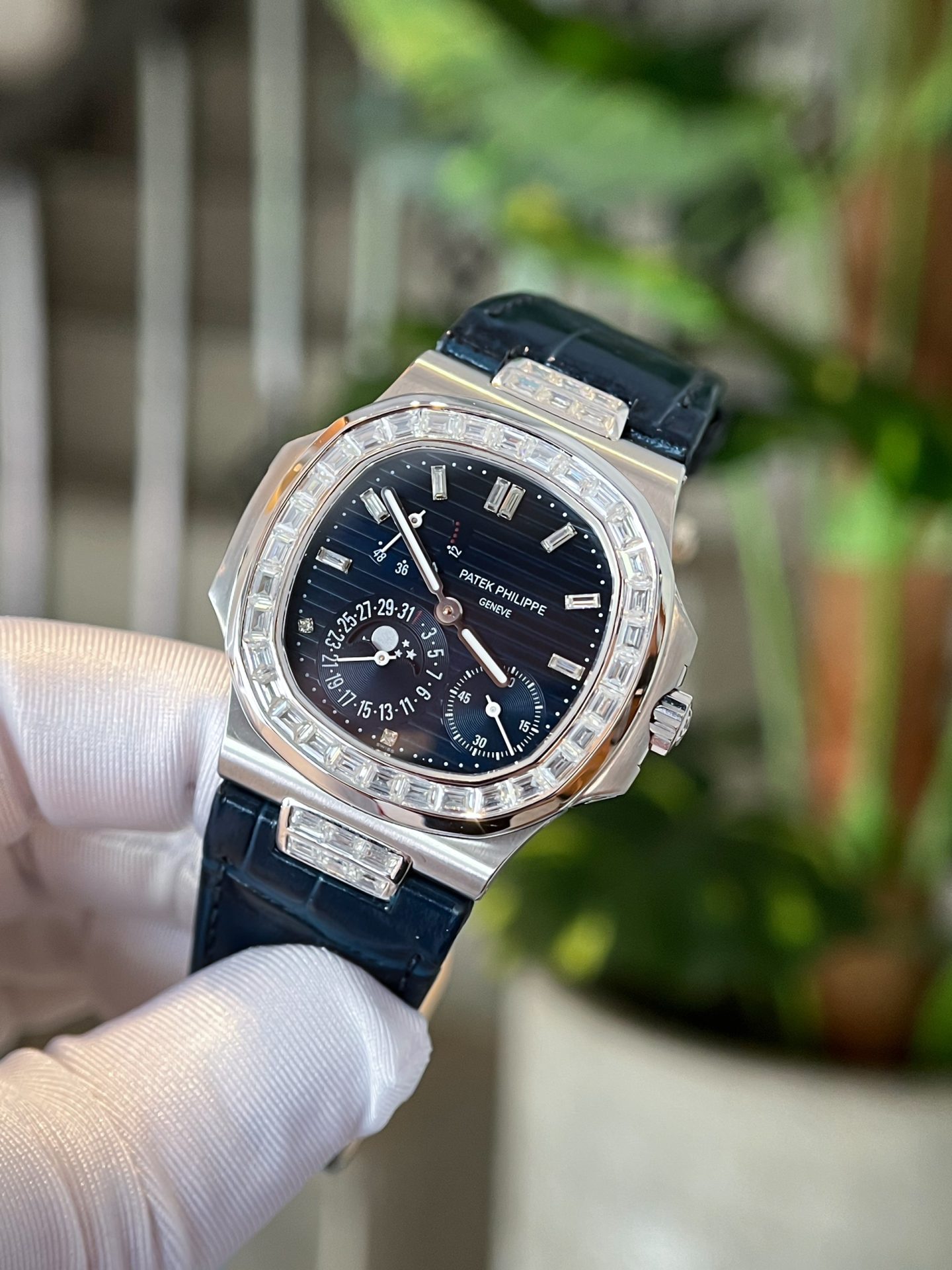 Patek Philippe Replica Watch Nautilus 5724 Custom Moissanite Diamonds Leather Strap 40mm - Soul Replicas