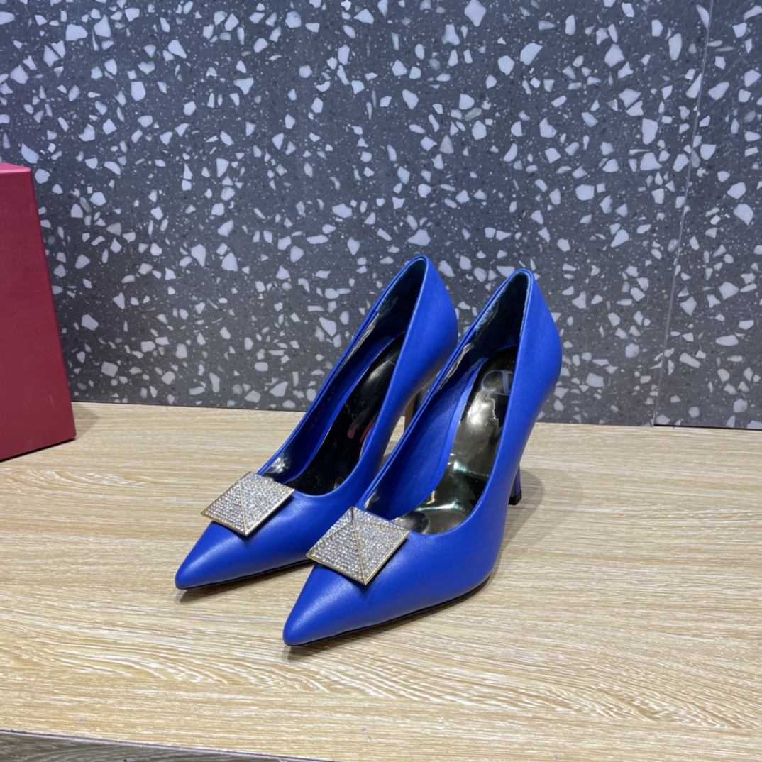 Valentino Garavani One Stud Pump With Maxi Stud Crystals Blue For Women WS0FH8XIC - Soul Replicas