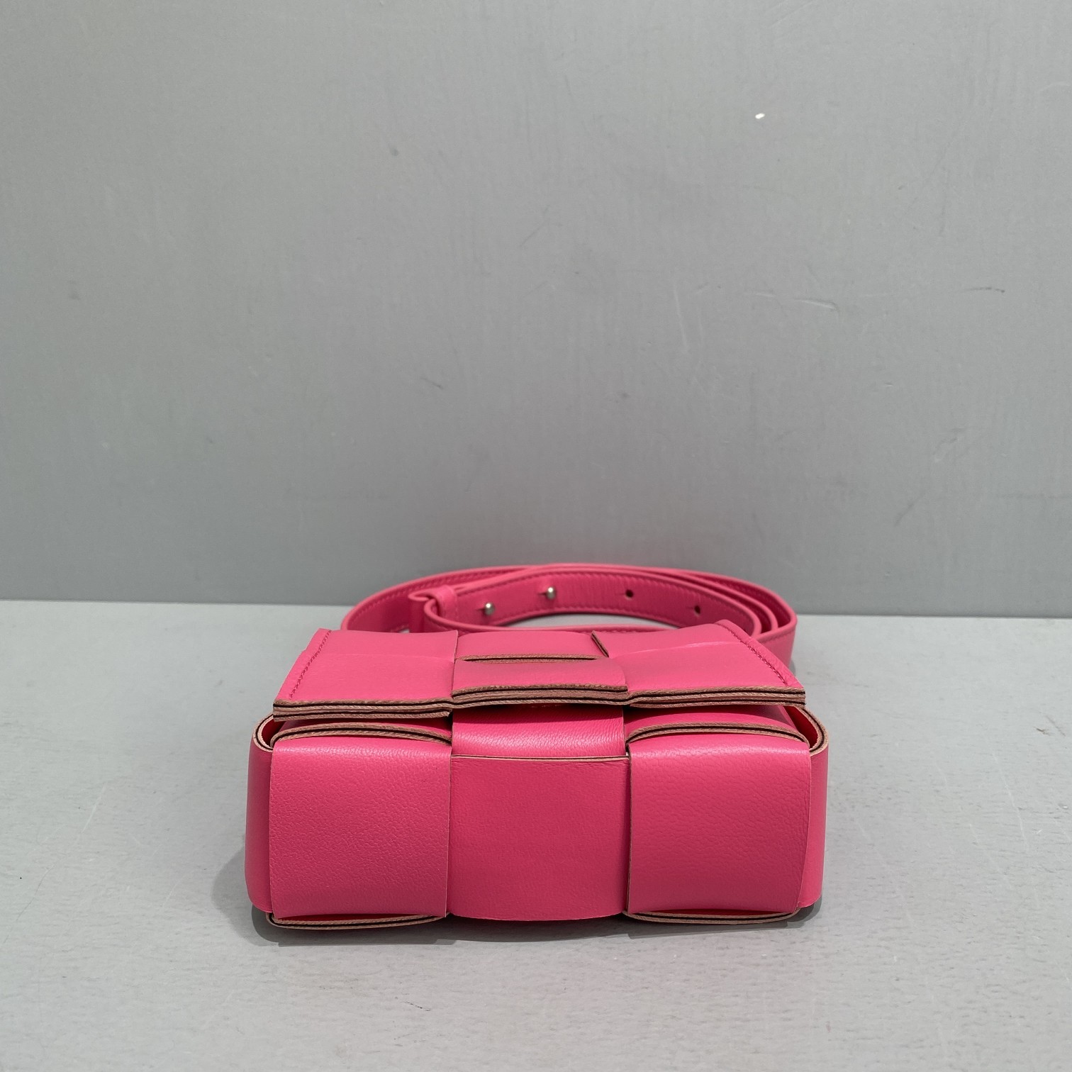 Bottega Veneta Candy Cassette Pink. For Women. Women-s Bags 4.7in/12cm 666688VMAY16419 - Soul Replicas