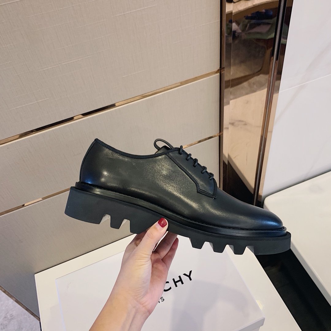 Givenchy Flex Luxury Shoes Black For Men GVC - Soul Replicas
