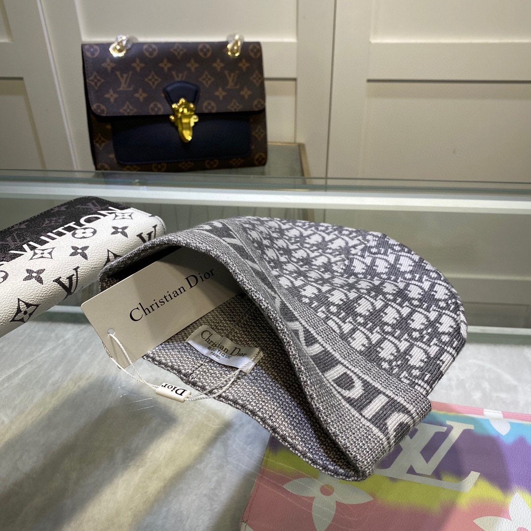 Dior Pompom Beanie In Grey - Soul Replicas