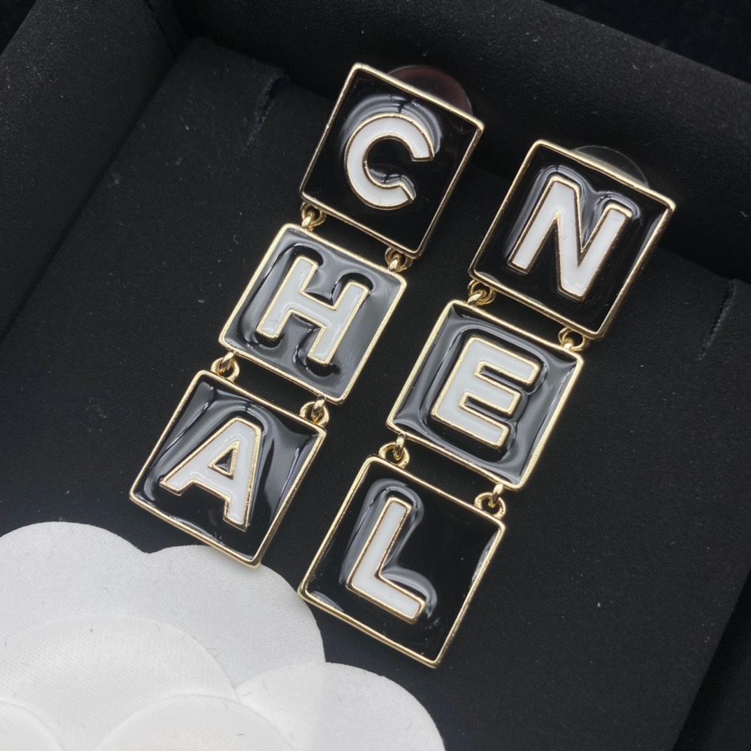 Chanel Earrings - Soul Replicas