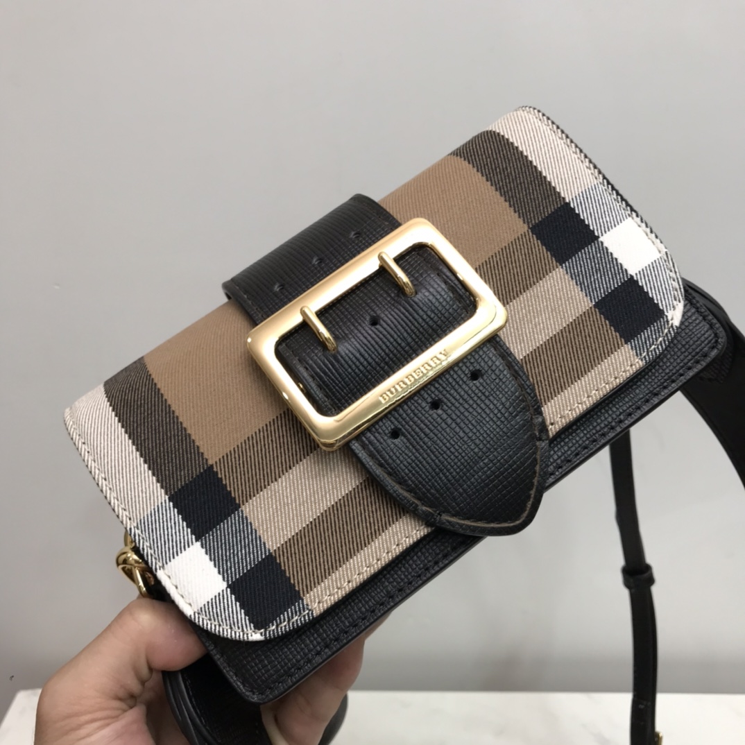 Burberry Small Bridle House Check And Buckle Crossbody Black For Women. Women-s Bags 7.8in/20cm - Soul Replicas