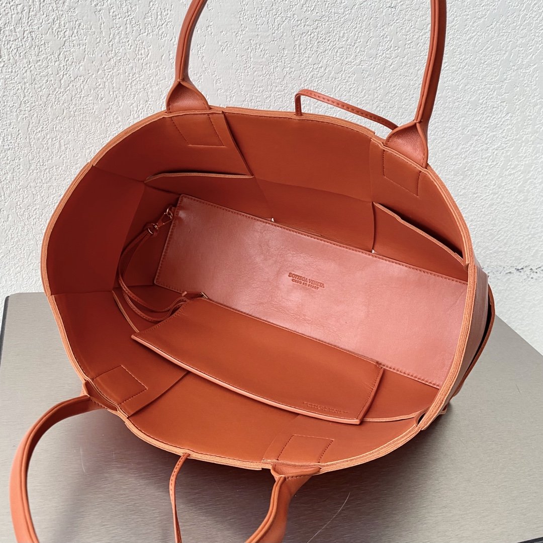 Bottega Veneta Arco Tote Bag For Women 16.14in/41cm In Brown 609175VMAY37660 - Soul Replicas