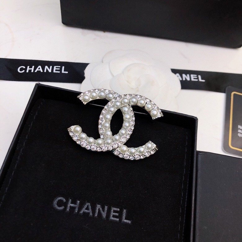 Chanel Brooch - Soul Replicas