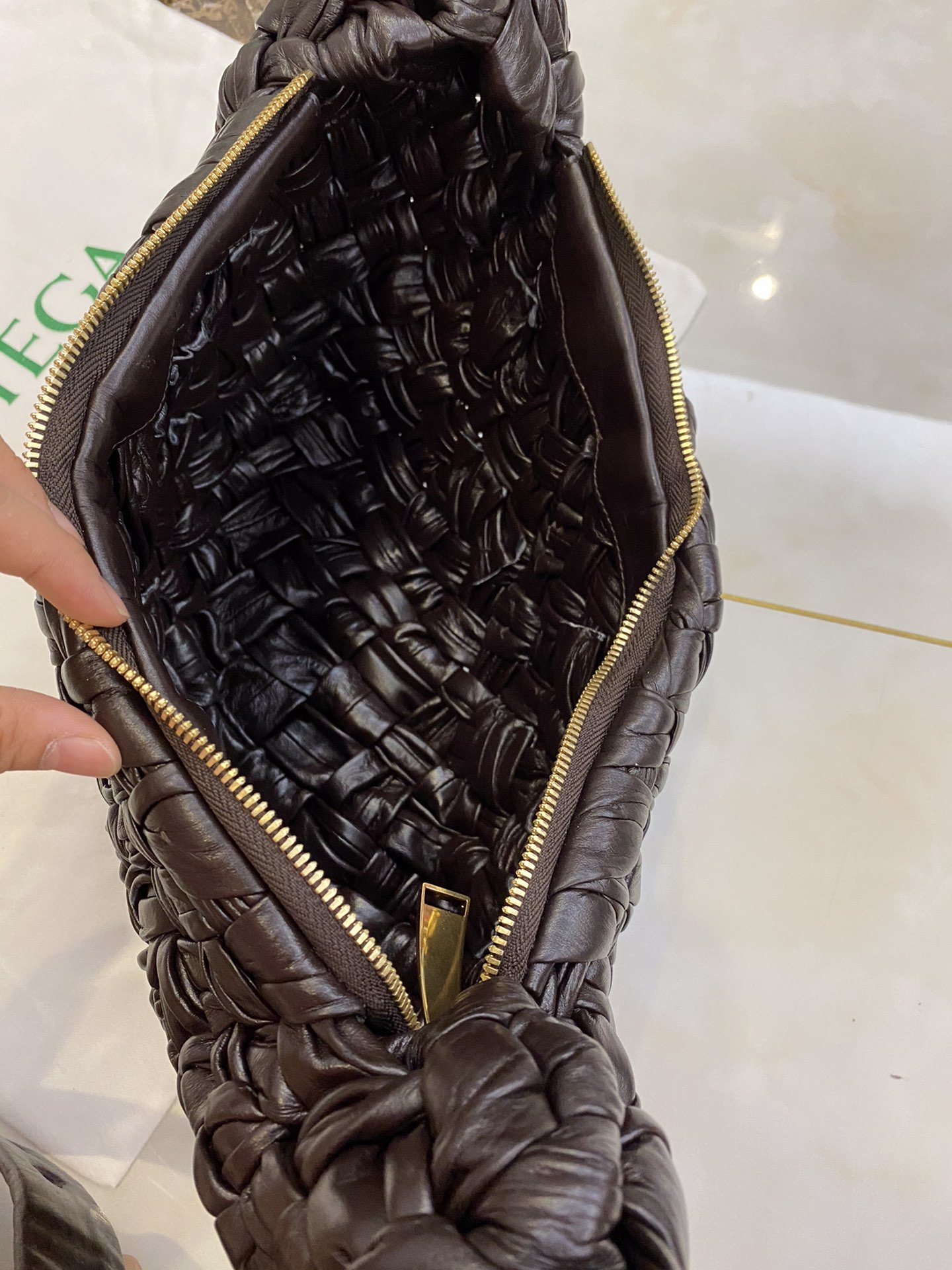 Bottega Veneta Banana Brown. For Women. Women-s Bags 13.9in/35.5cm - Soul Replicas