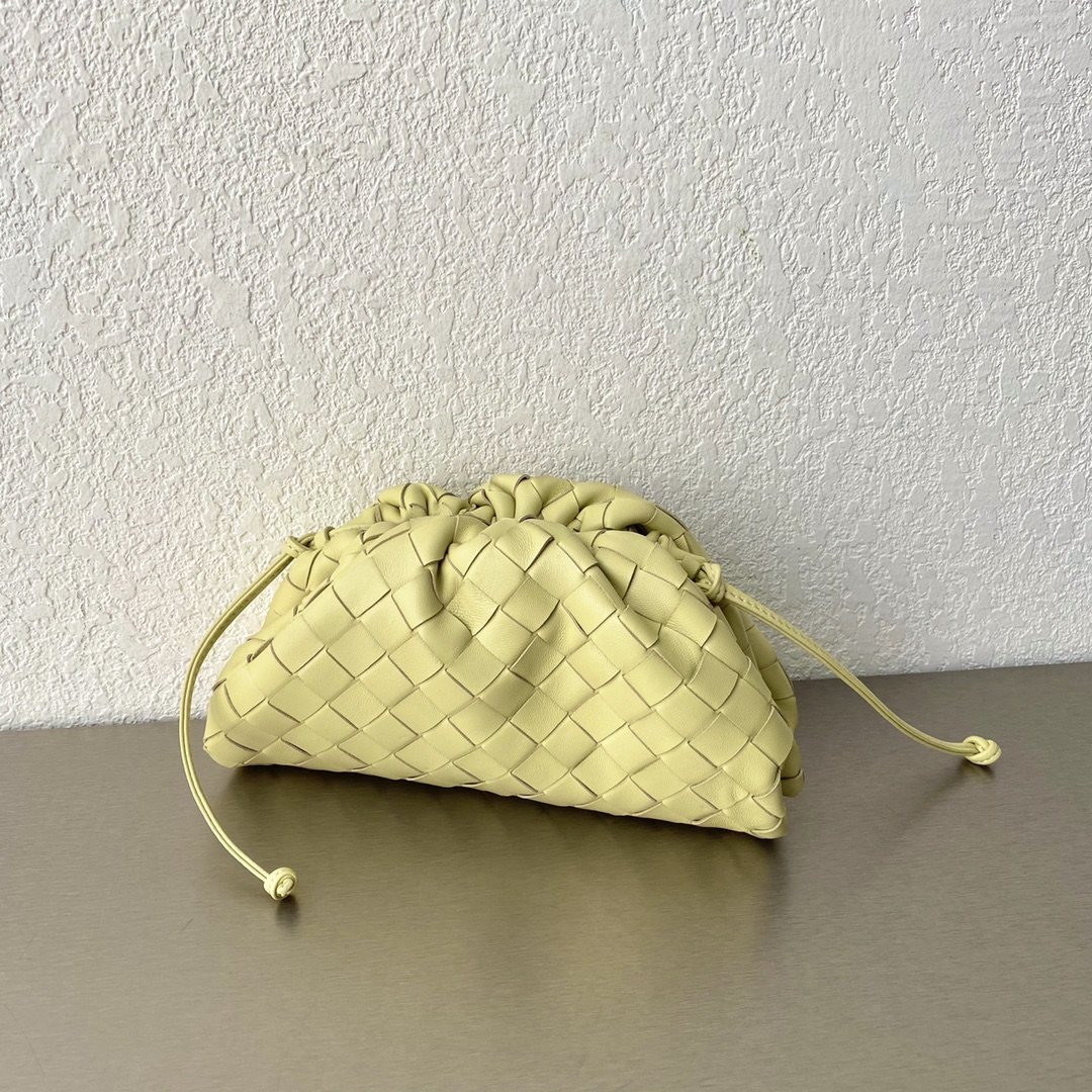 Bottega Veneta Mini Pouch Lantern. For Women. Women-s Bags 8.6in/22cm 585852VCPP17203 - Soul Replicas