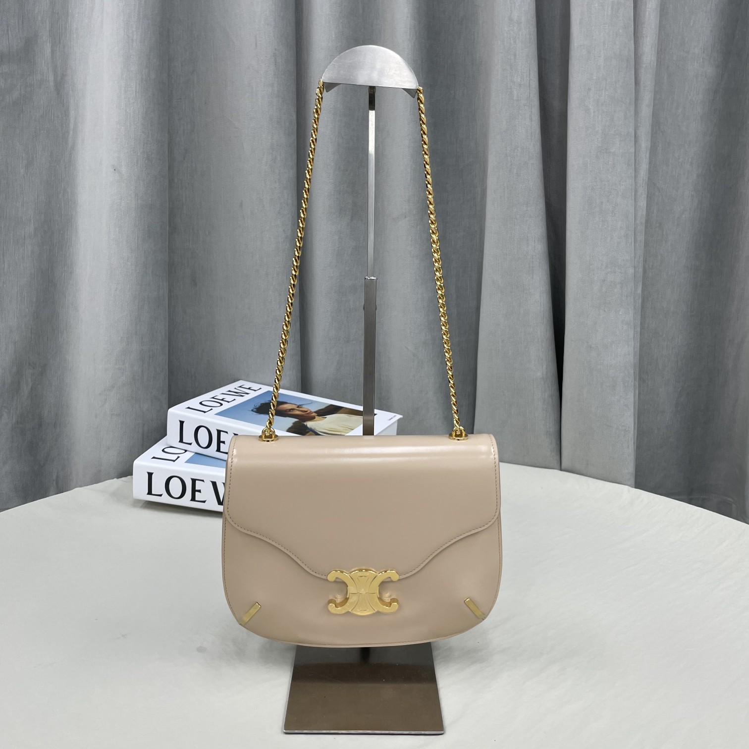 Celine Chain Besace Triomphe Nude For Women 10in/24.5cm 199273BF4.03ND - Soul Replicas