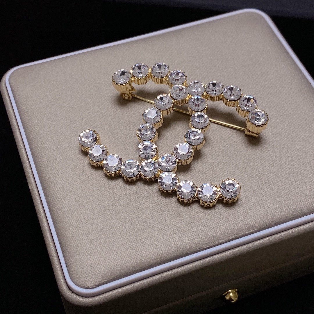Chanel Brooch - Soul Replicas