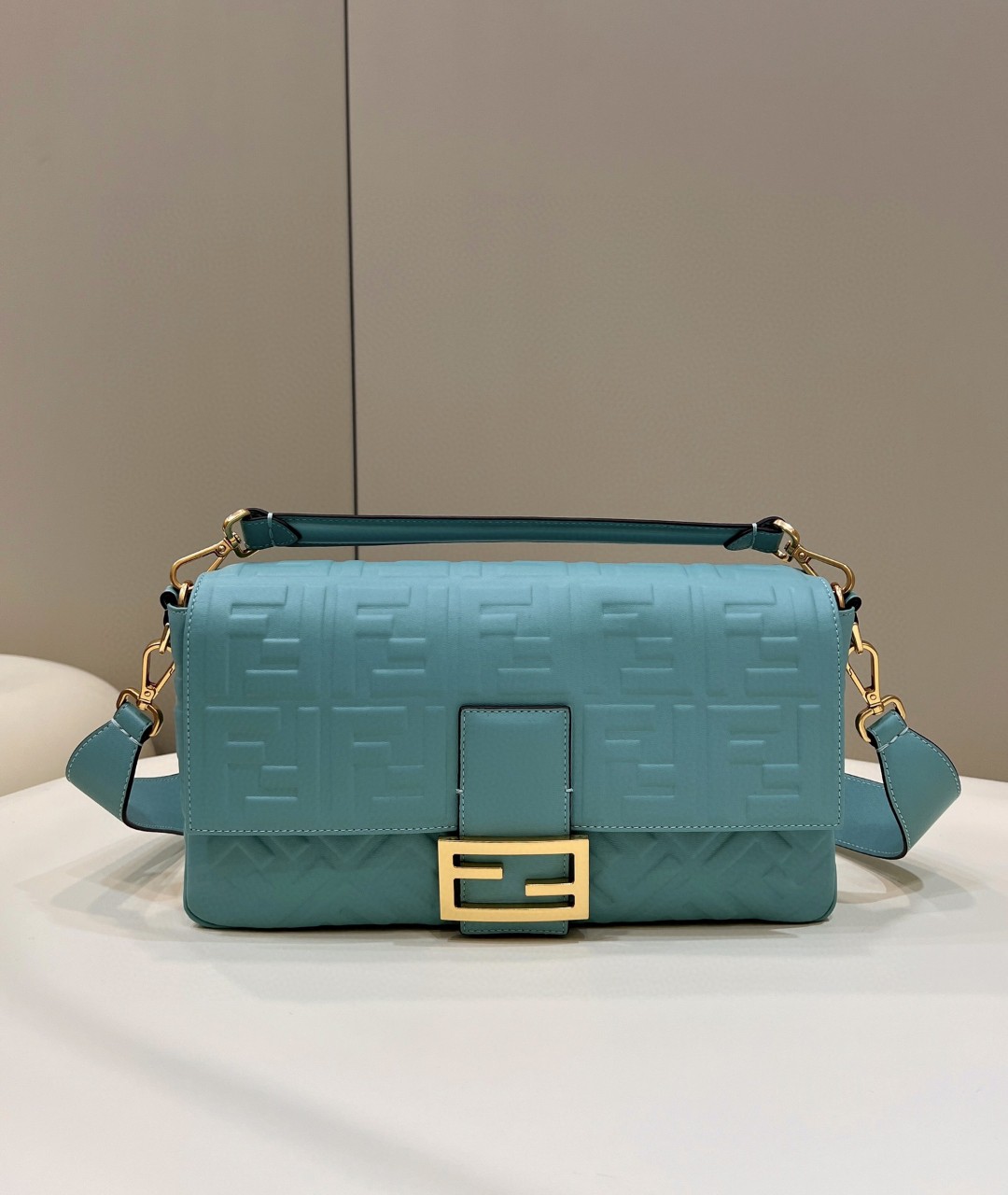 Fendi Baguette Medium Mint Green Bag For Woman 27cm/10.5in 8BR600A72VF1IV6 - Soul Replicas