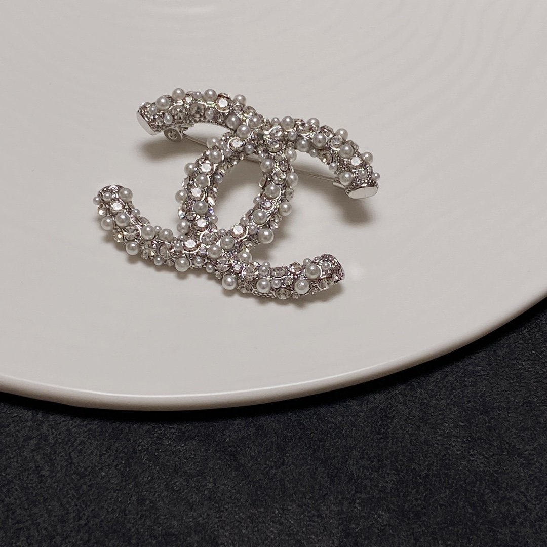 Chanel Brooch - Soul Replicas