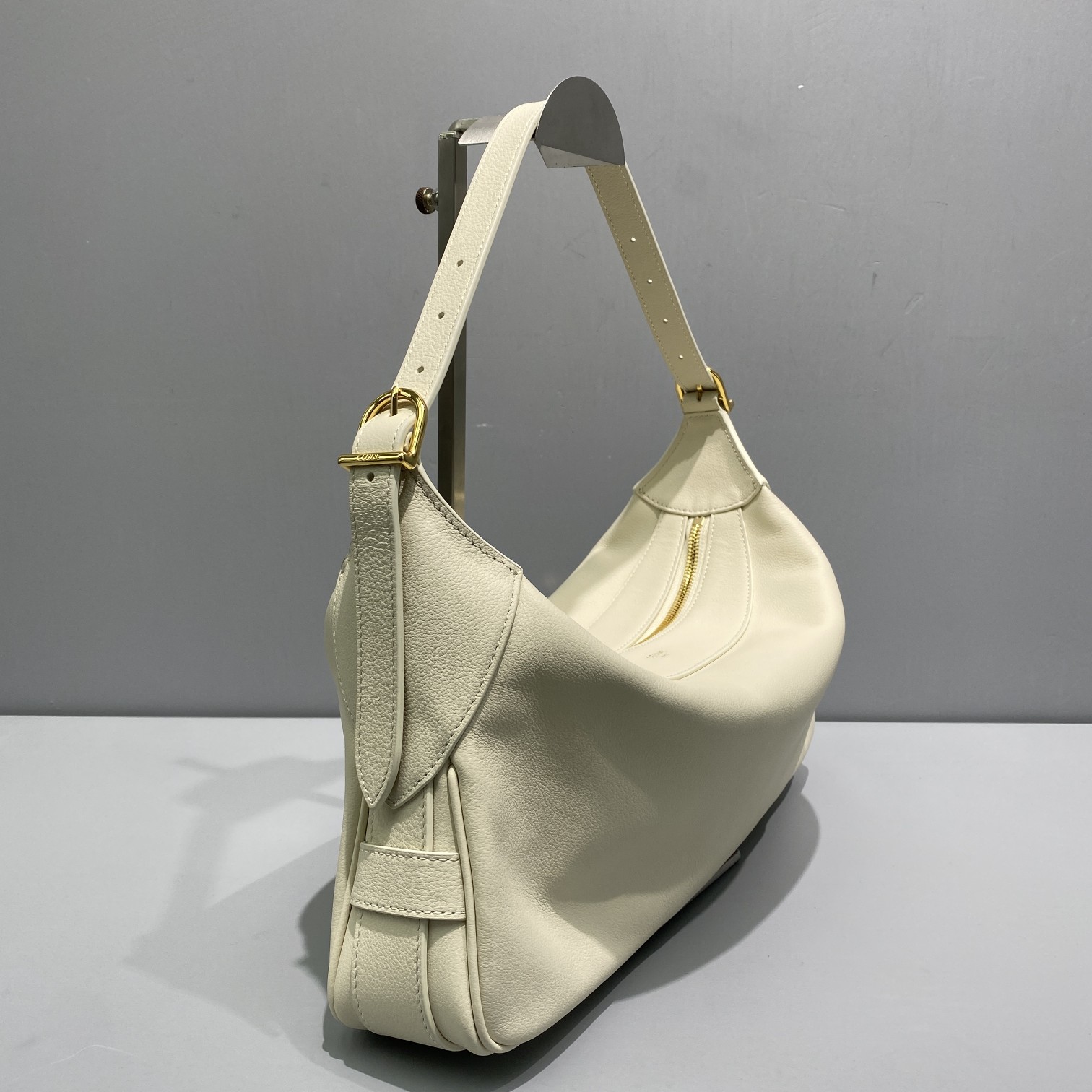 Celine Medium Romy In Supple White For Women 13in/34cm 197443DPJ.01RC - Soul Replicas