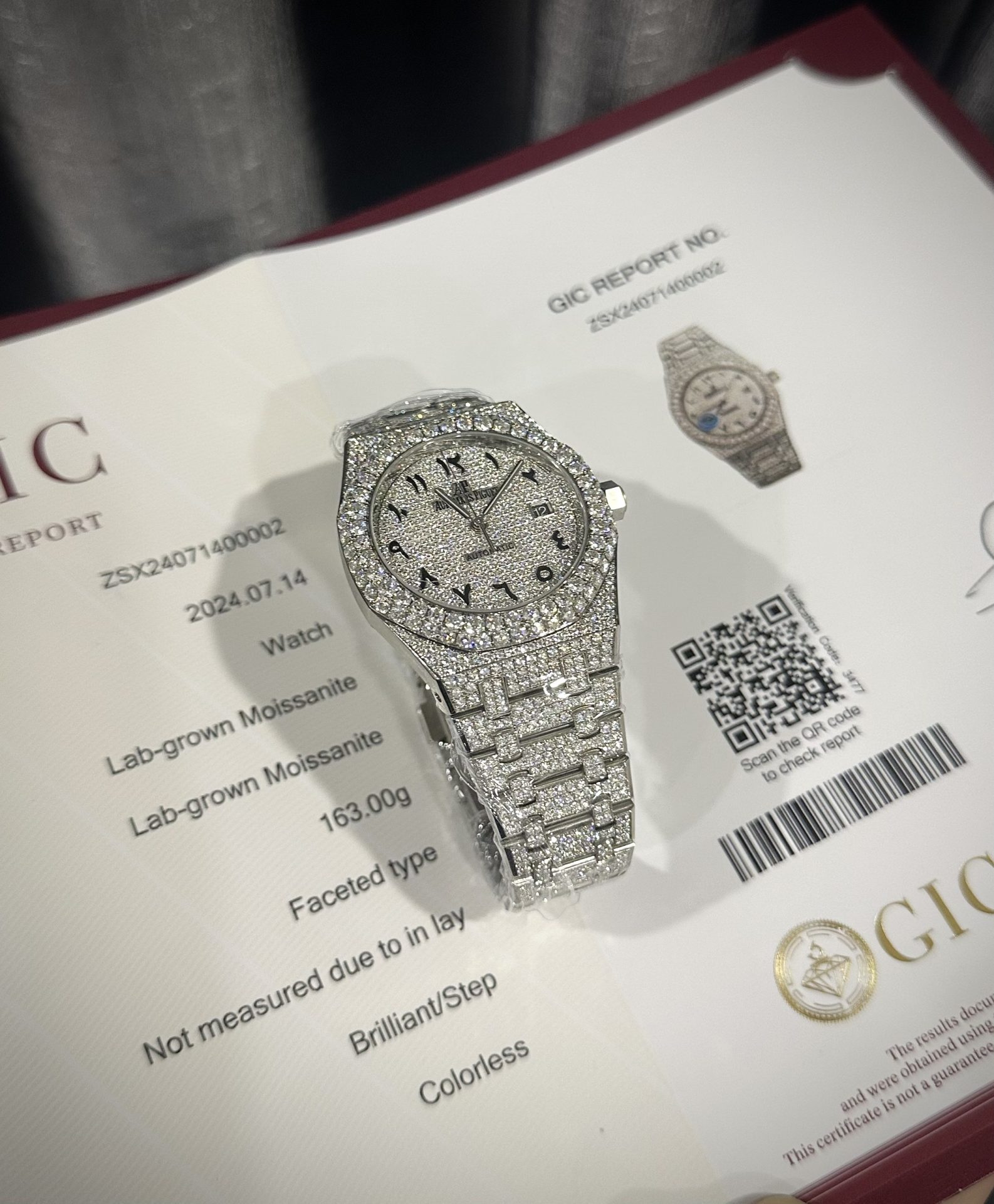 Audemars Piguet Best Replica Watch Royal Oak Custom Moissanite Diamonds 41mm - Soul Replicas