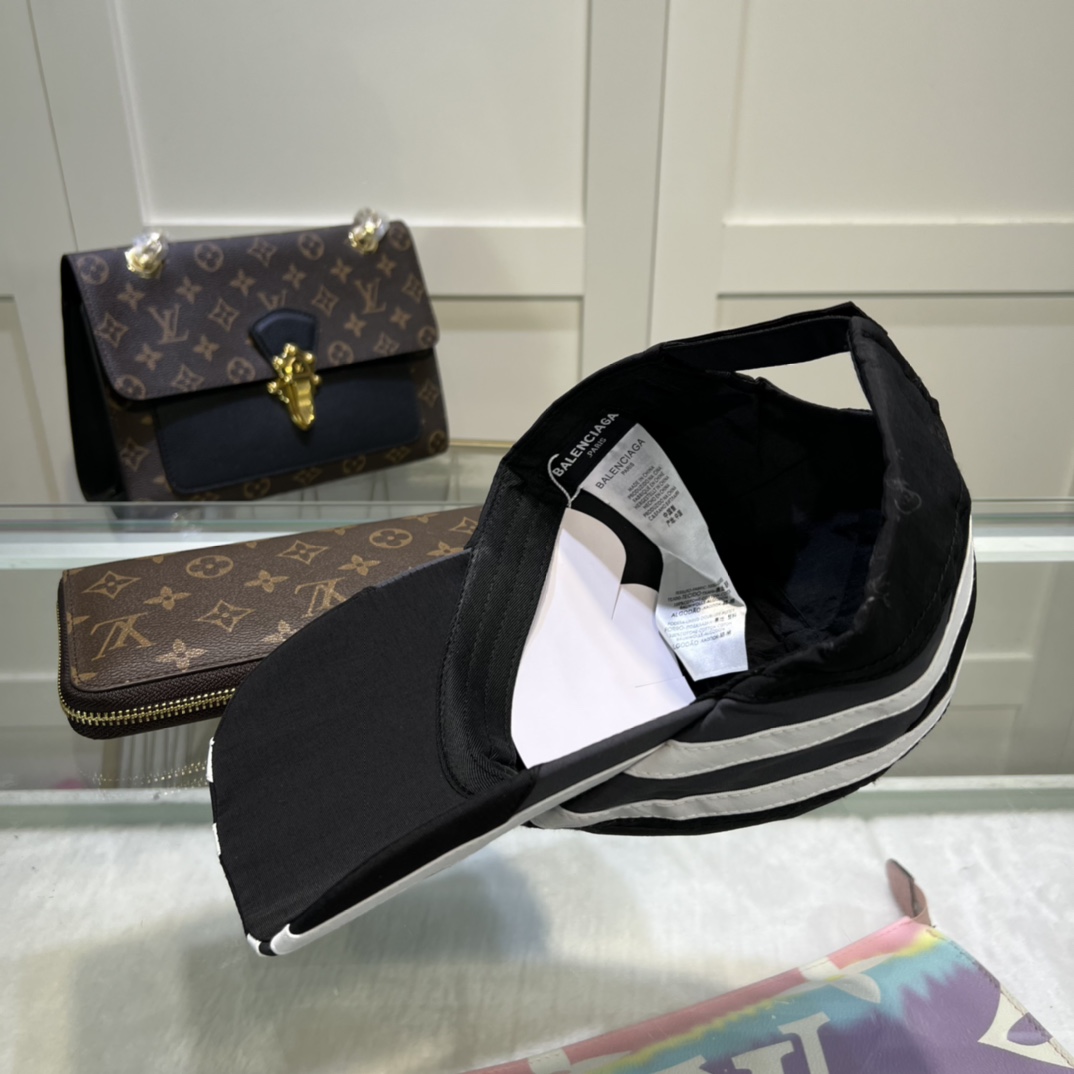 Balenciaga Logo Visor Cap Black Cap - Soul Replicas