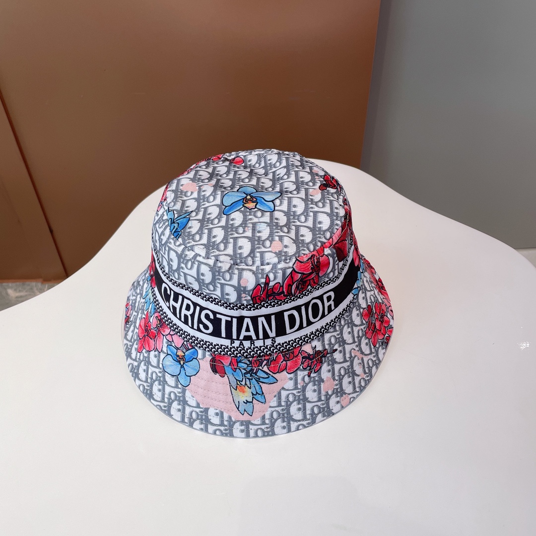 Christian Dior Bucket Hat Pink/White Hat - Soul Replicas