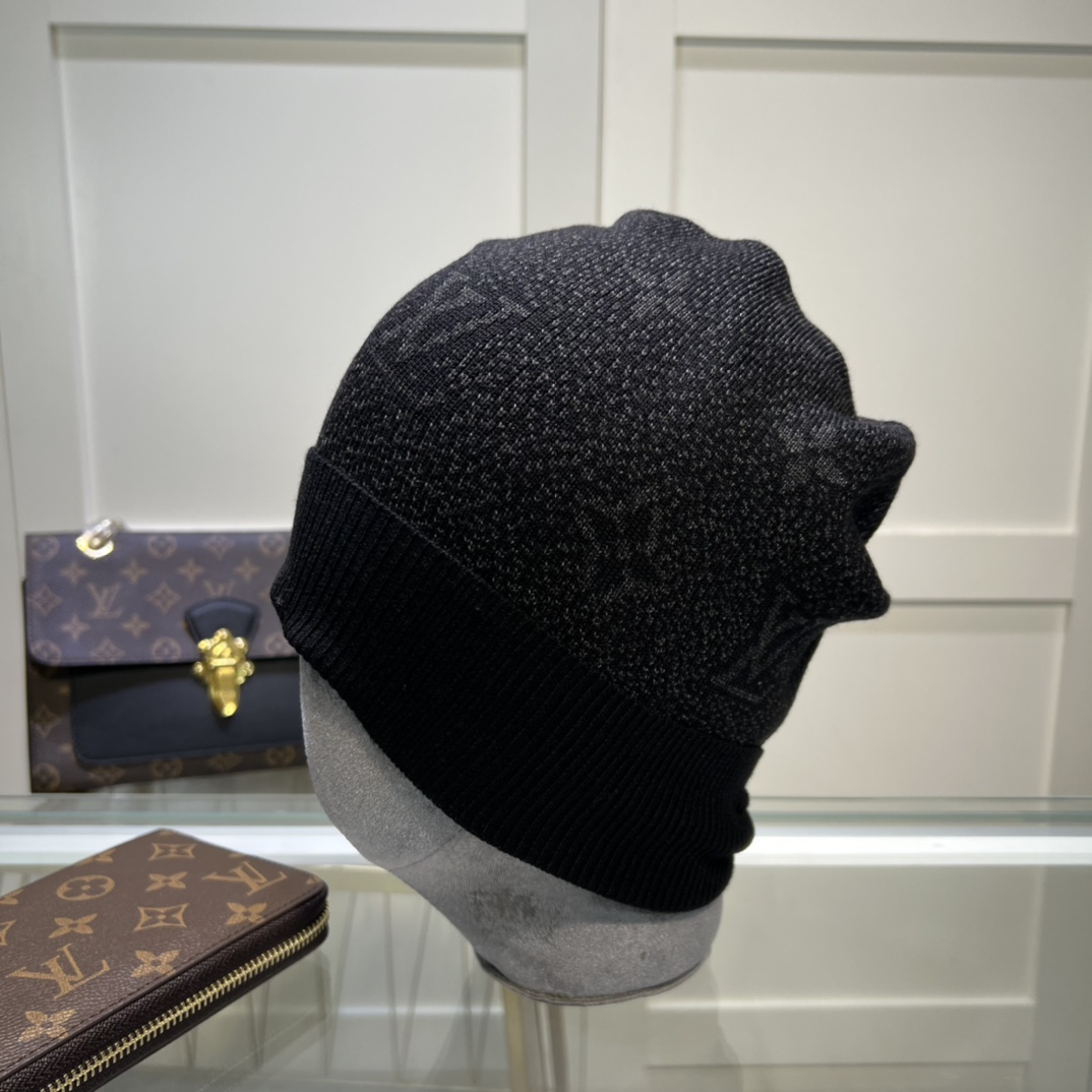 Louis Vuitton Beanie In Black LV Headwear - Soul Replicas