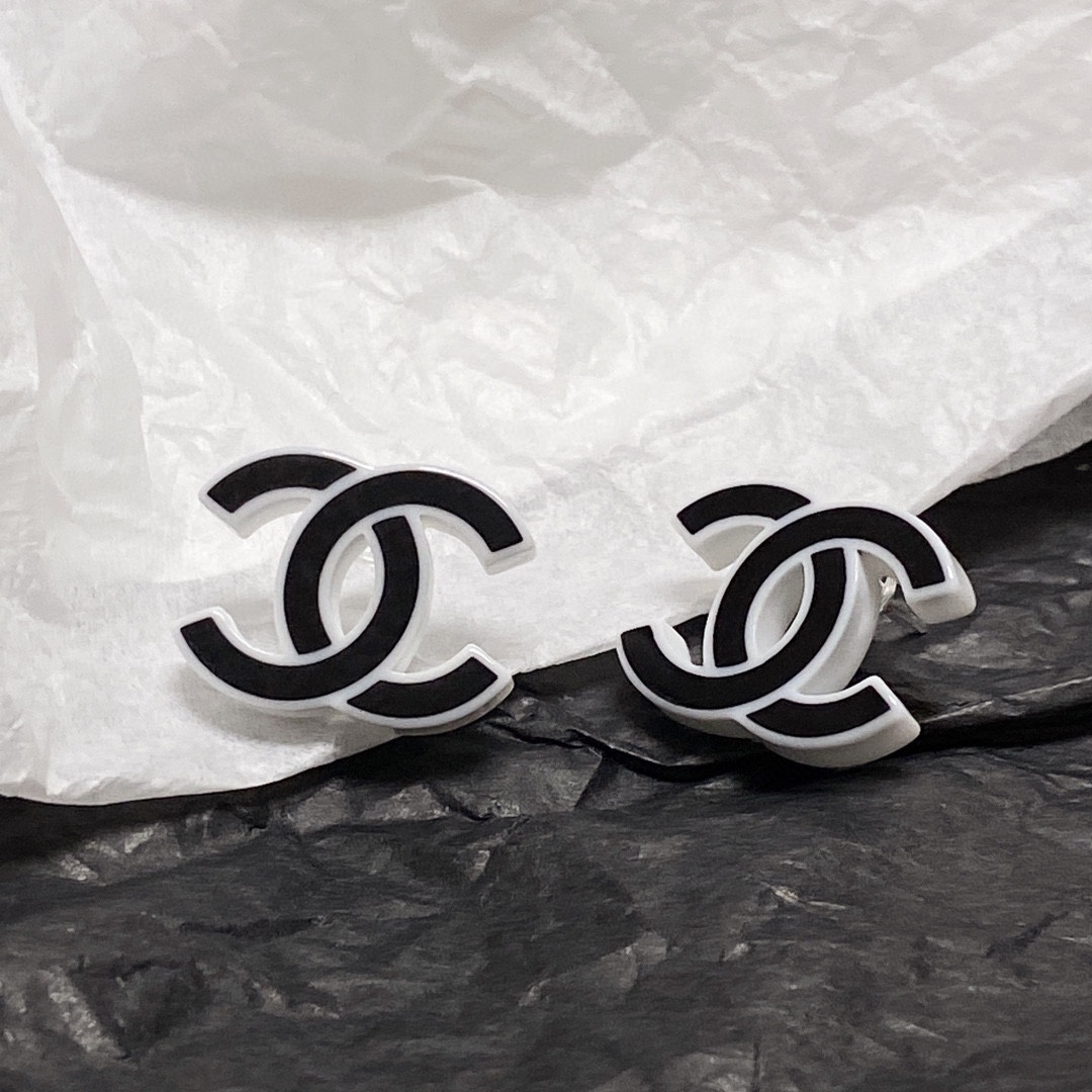 Chanel Earrings - Soul Replicas