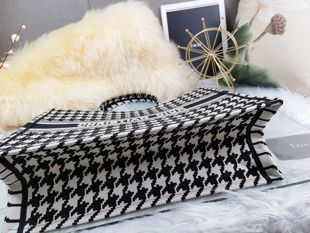 Christian Dior Large Dior Book Tote Black. For Women. Women's Handbags 16.5in/42cm CD - Soul Replicas