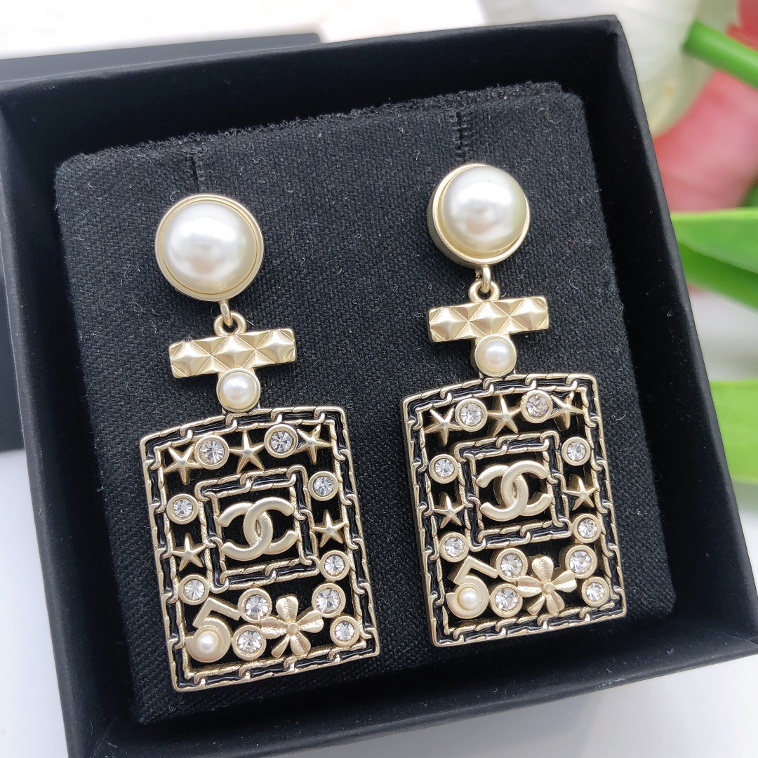 Chanel Earrings - Soul Replicas