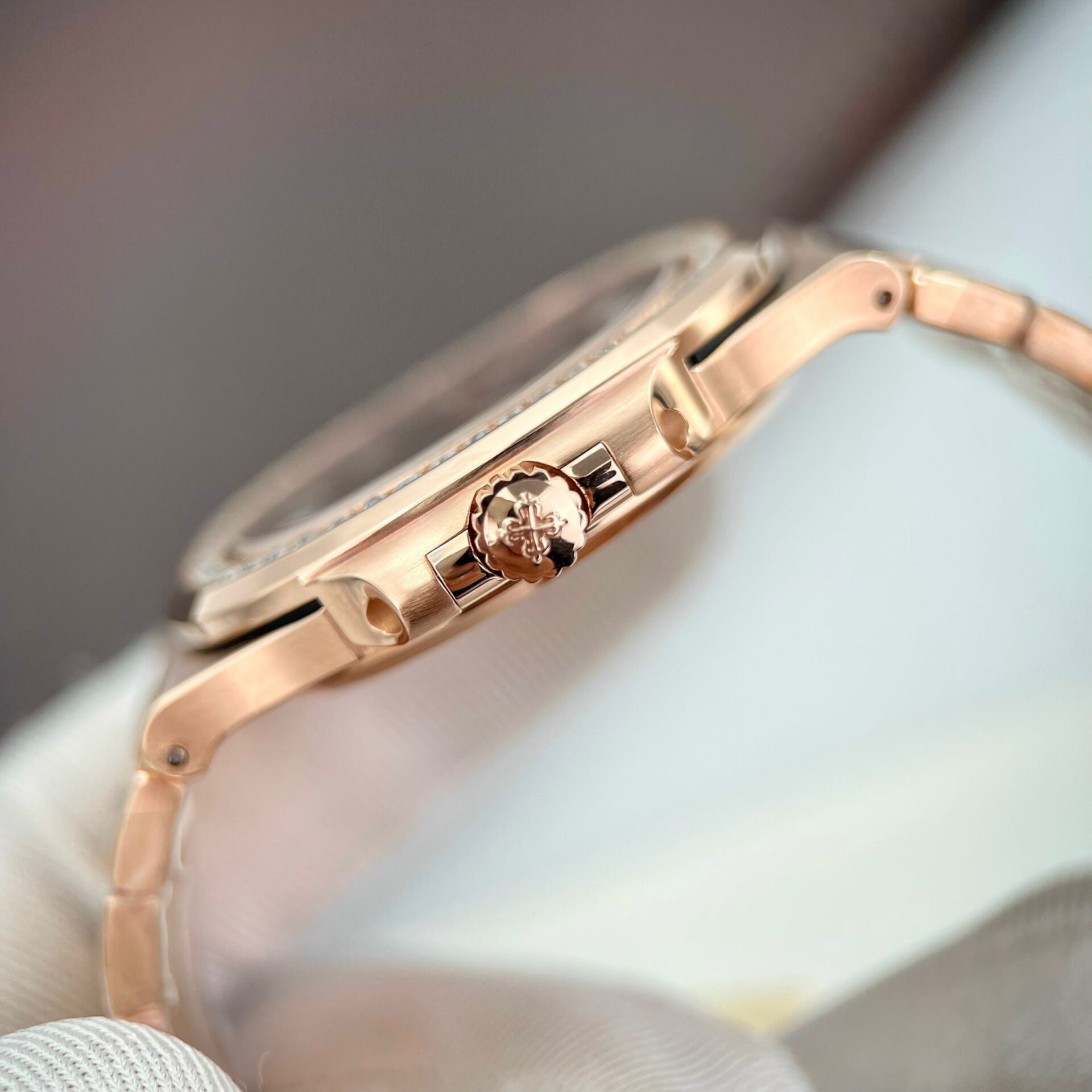 Patek Philippe 5711 Natural Diamond Replica Watch 18K Gold Wrapped 40mm - Soul Replicas