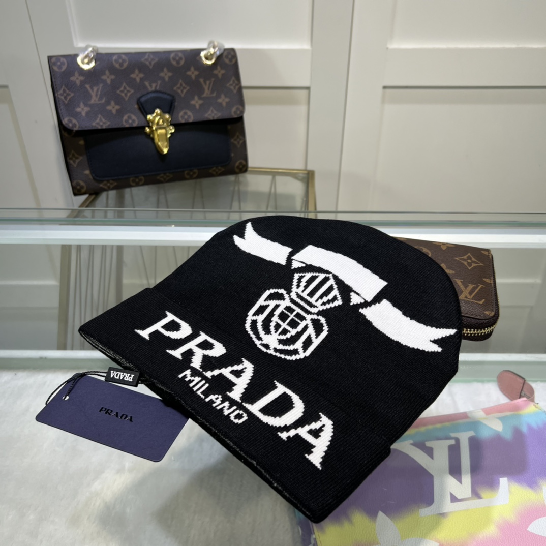 Prada Beanie In Black - Soul Replicas