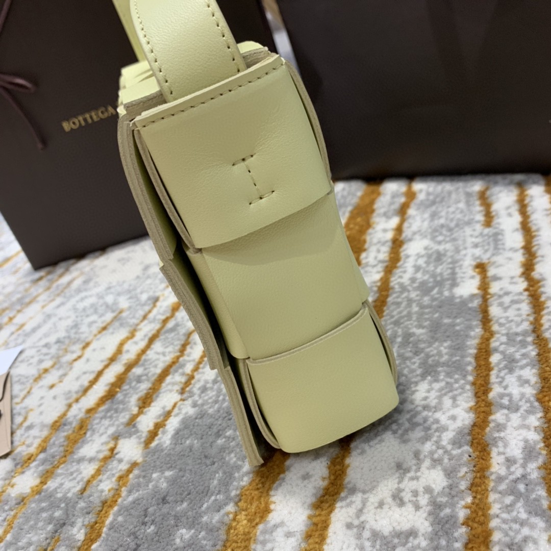 Bottega Veneta Cassette Bag For Women 9.1in/23cm In Light Yellow - Soul Replicas