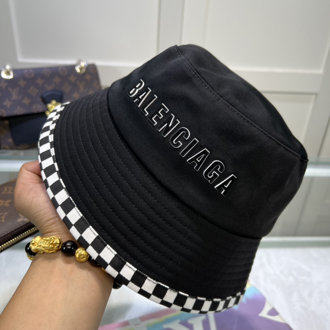 Balenciaga Bucket Hat Black Hat - Soul Replicas